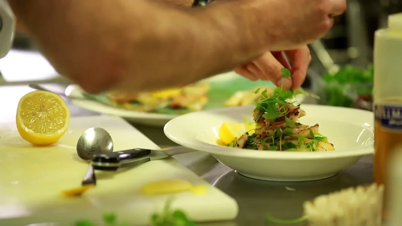 Mark Sargeant - Squid Dish [720p].mp4.00_00_04_22.Still002.jpg