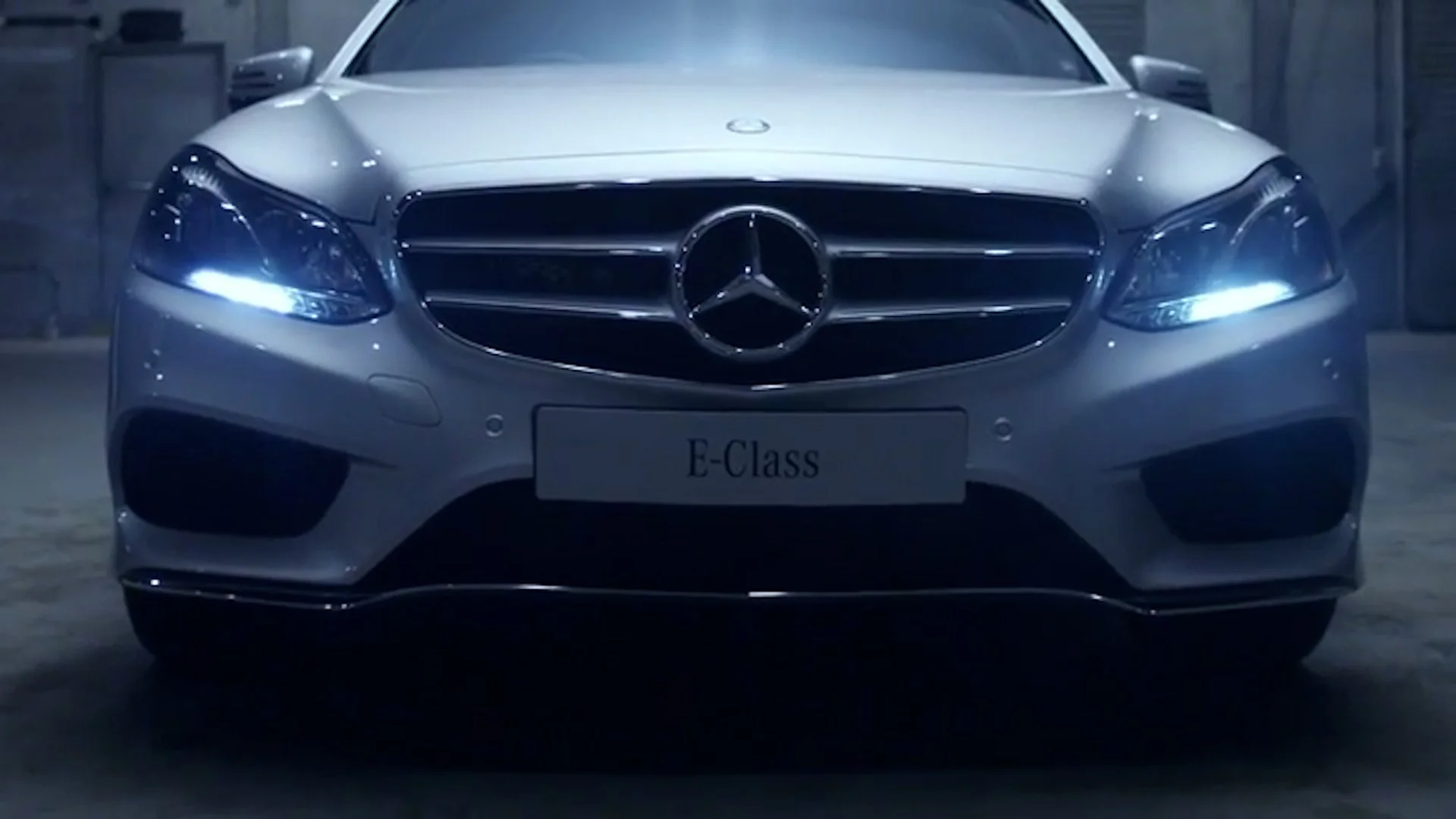 Mercedes Benz: E Class - Interactive Video