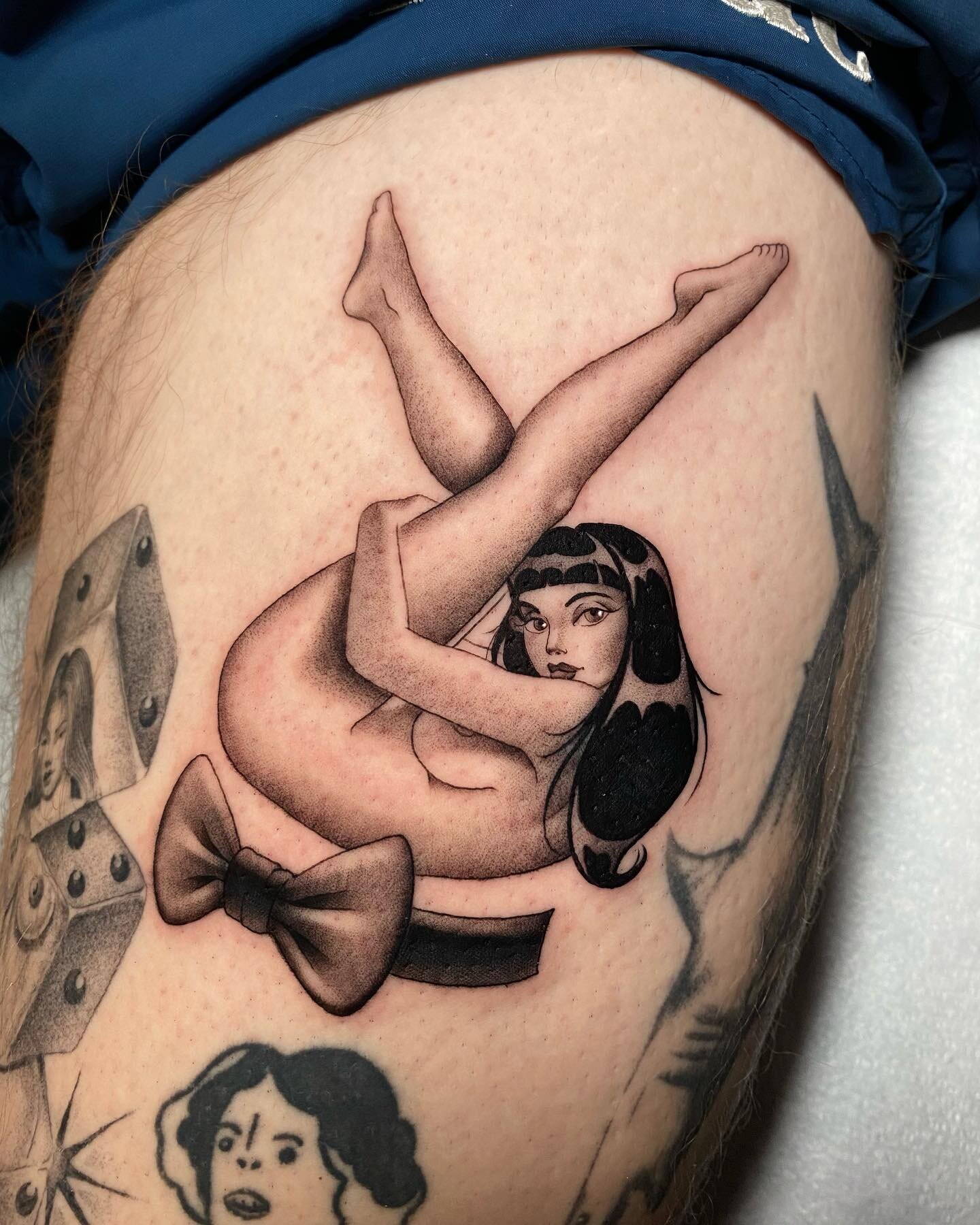 Done at @heavyheartstattoo
-
Books open March 1st
-
#pinup #playboy #playboygirl #tattooart #houstontattooartist #houston