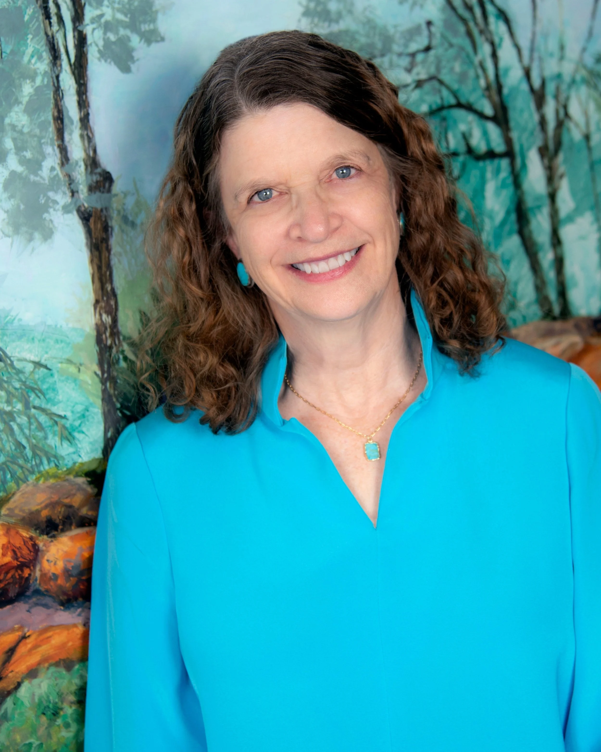 THIS SATURDAY | ARTIST TALK WITH JULIE ENGLAND

Join us at DHV ARTWORKS this Saturday from 1&ndash;2 PM for an intimate conversation with BOTANICA artist Julie England.

Julie&rsquo;s path to the studio is anything but conventional. Before becoming a