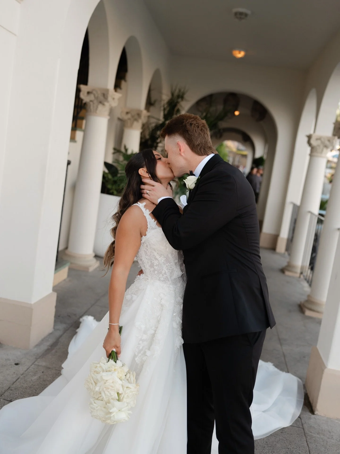 The beginning of the Caesar chapter 🥂

Spending the afternoon celebrating at Manly Pavilion, hugged by the sea breeze, good food, and love ones who travelled from around the world to be there. 

@adamegan
@hayleymcivermakeup
@stephanijohair_
@flower