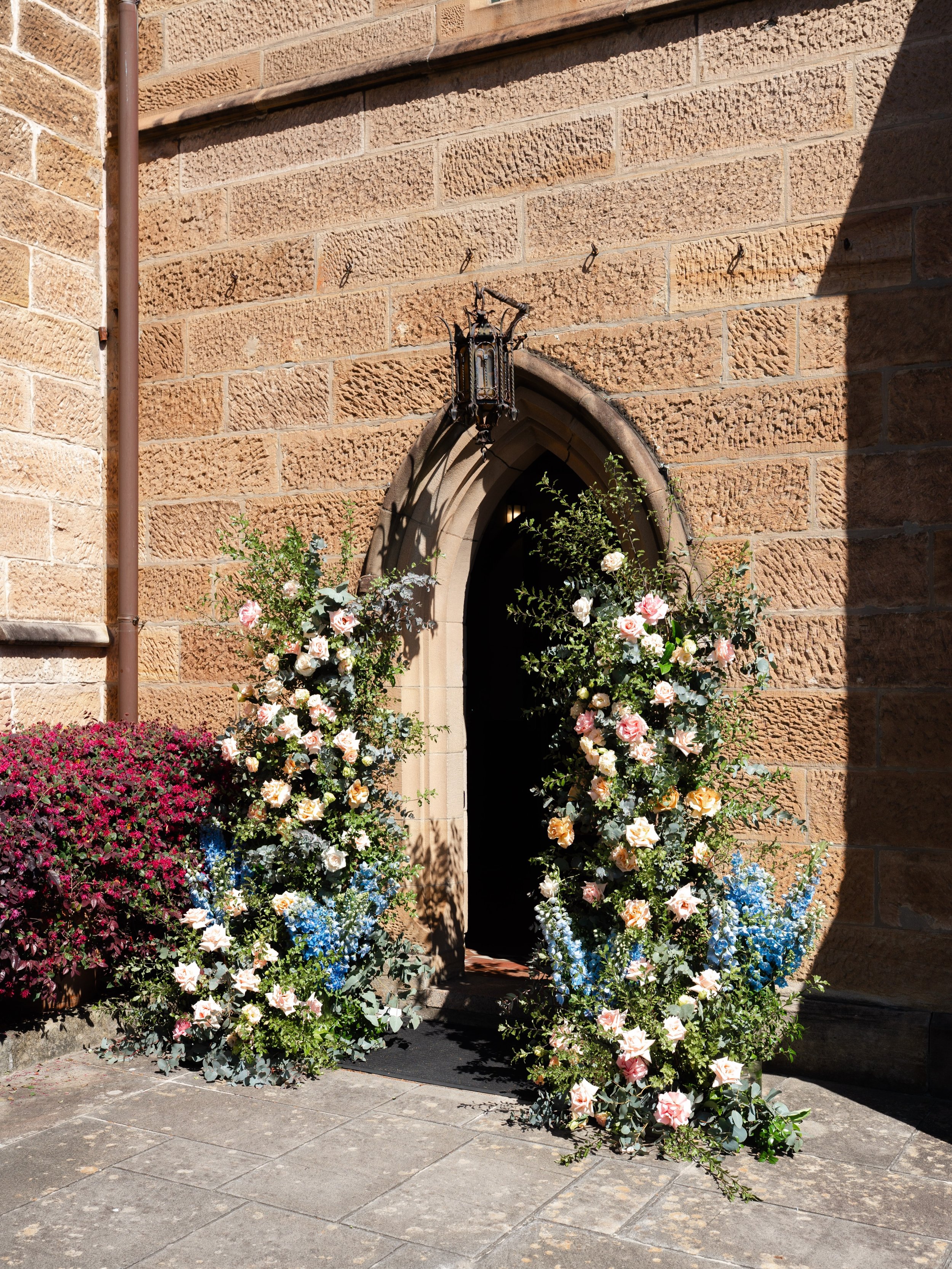 There&rsquo;s something to be said for a statement piece.

The kind that doesn&rsquo;t just decorate a space, but becomes part of the story.

An abundance of florals against centuries-old sandstone. Soft colours, wild textures and a doorway that was 
