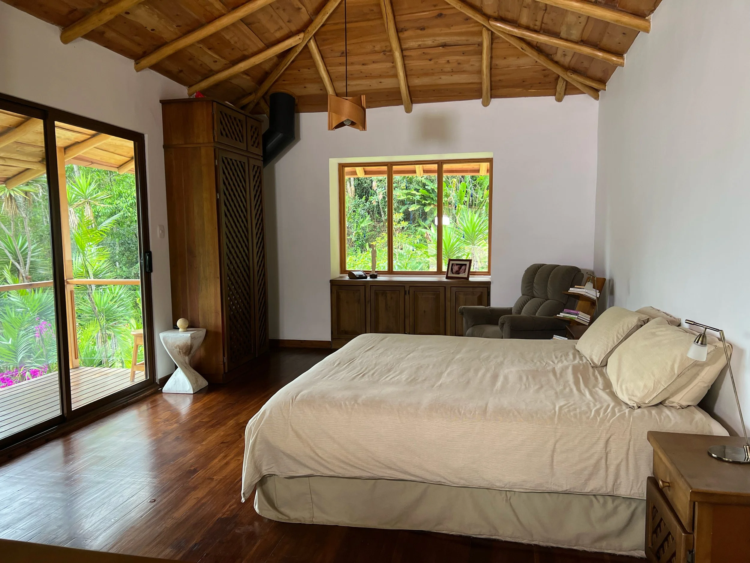 Kayiyana Habitación 2ndo piso.jpg