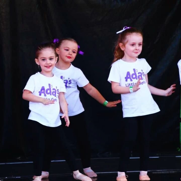 Ada's Little Gems Preschool Dance Program builds confidence, coordination, basic dance skills and most importantly is GREAT FUN!
Book a Trial Lesson at www.dancemagicacademy.com.au