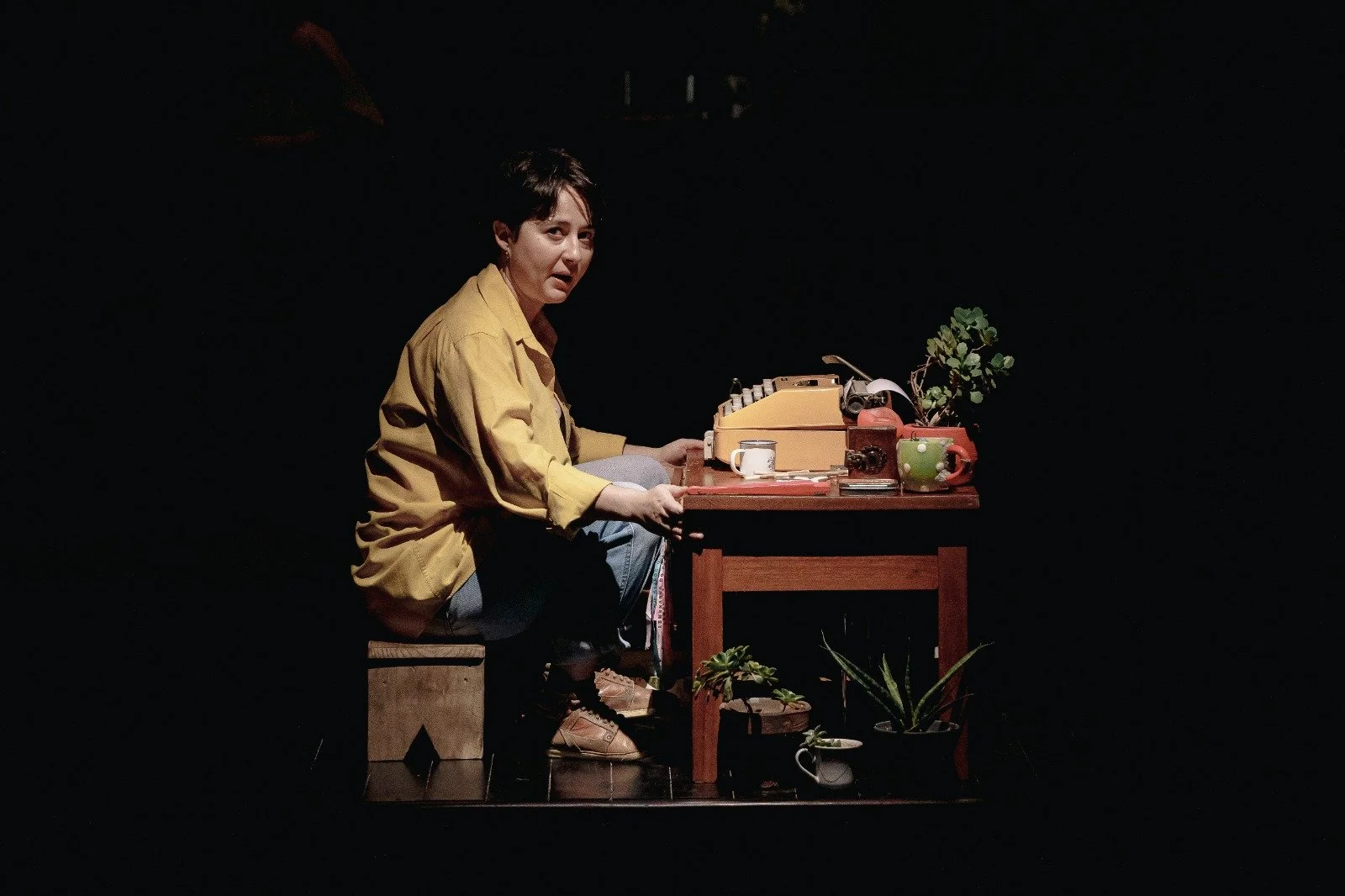 Peça “Isto também passará, antes que eu morra” chega em Rio Branco com programação recheada