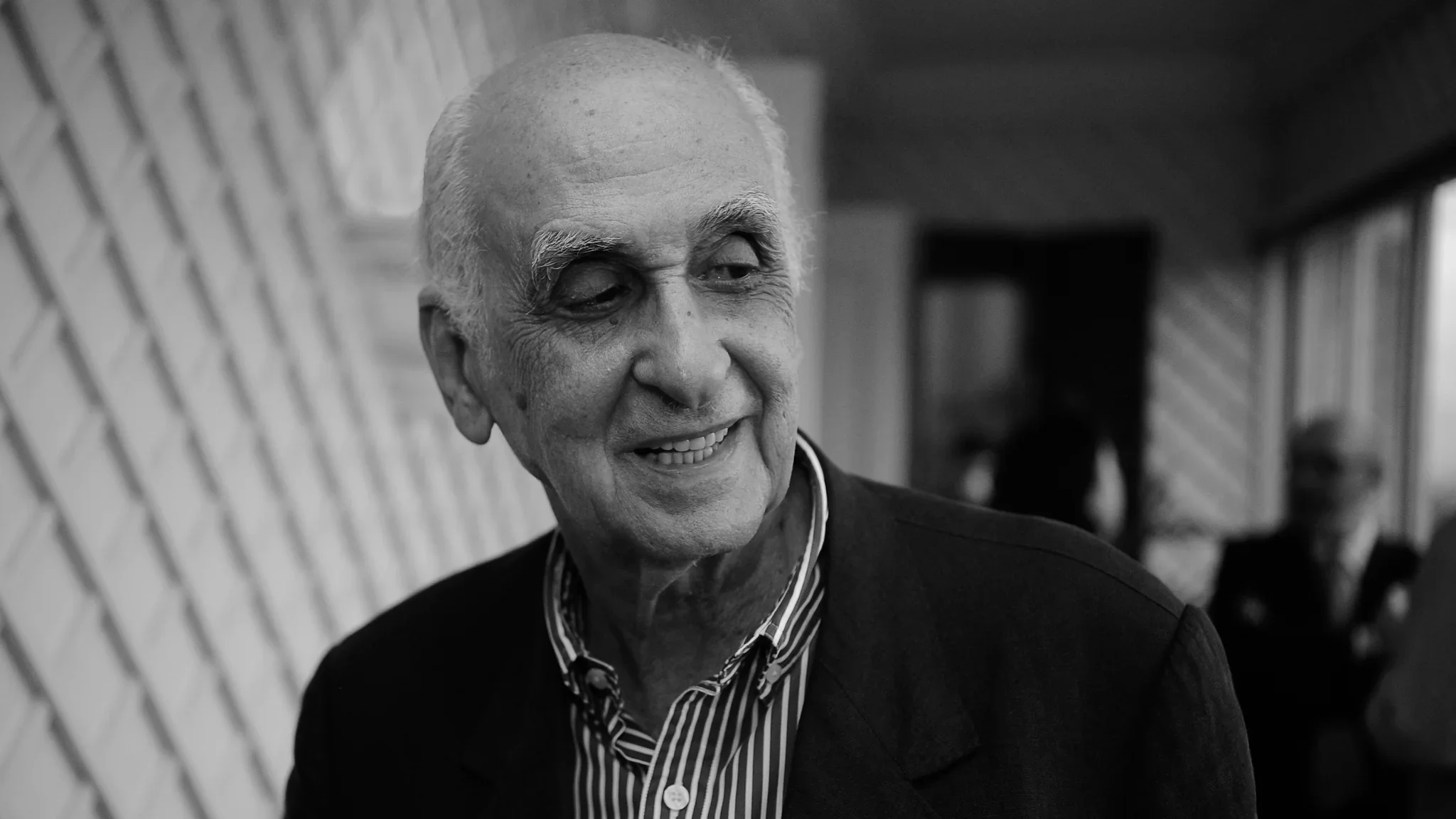 Quem escreve a história a marca — Nota de pesar por Zuenir Ventura