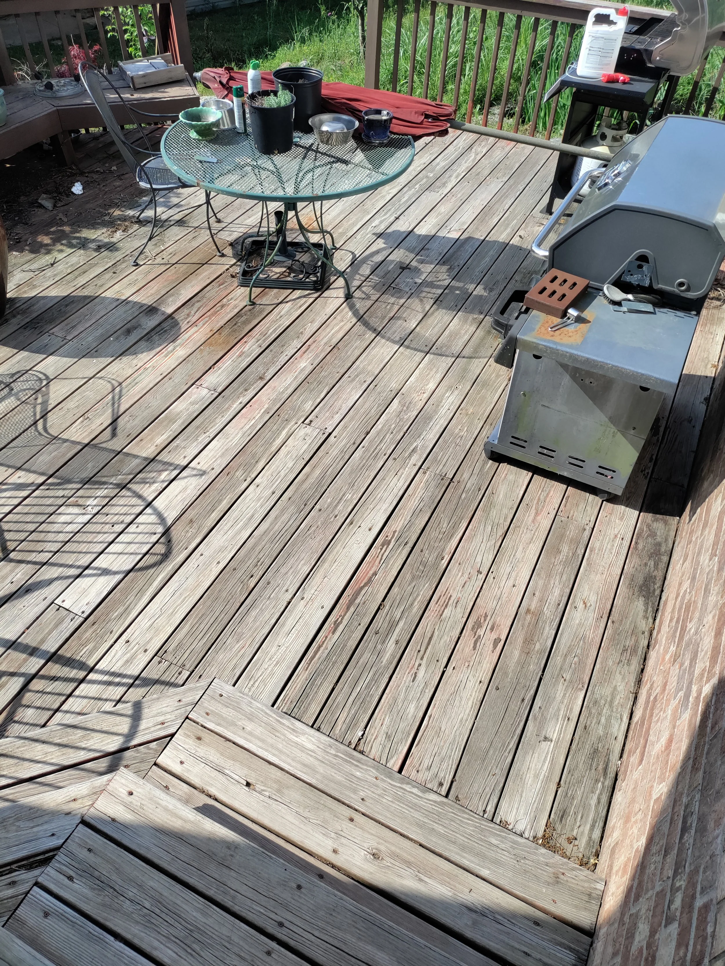 Pressure Washing: Deck Washing Before