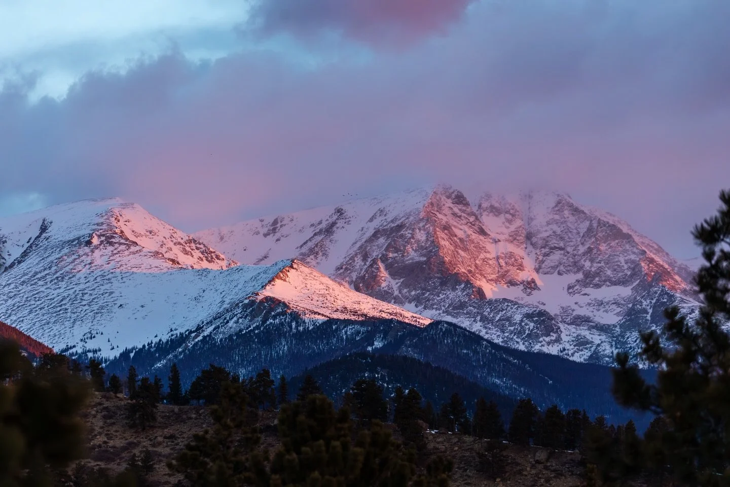 First light washes over the Rocky Mountains, sunrise in Estes Park at its finest.
-
Visit our website at www.ldproductions.co to explore our video and photo portfolio, latest films, blogs, and happenings at LD Productions.
-
#EstesParkSunrise #RockyM