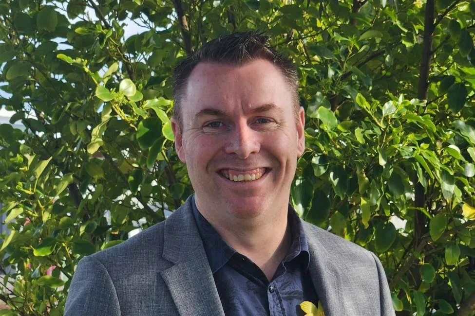 Principal says social worker needed to help school’s families