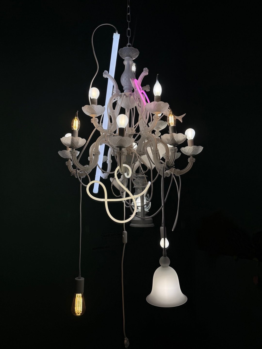 Wildly's Top 3  from Salone del Mobile 2025

The plethora of show stopping light fittings at this year's Euroluce in Milan was exceptional. It has inspired us to share our top 3 standouts, over the coming days, from the categories of: Australian pend
