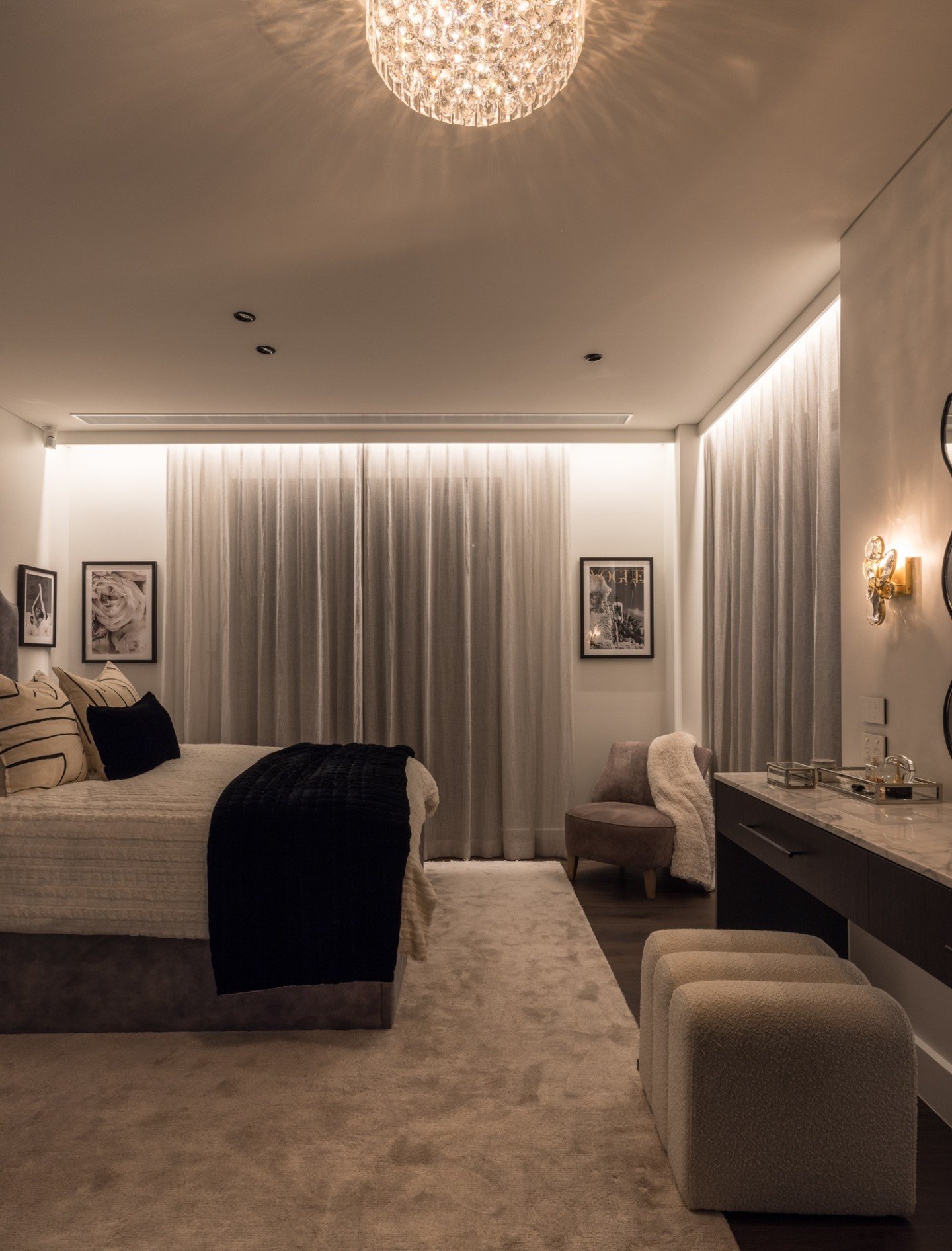 Lighting Existing Buildings

Lesson 5: Lighting Control Options

Existing homes rarely align with modern control expectations.

Retrofitting control systems requires careful coordination between lighting design, electrical infrastructure and client u