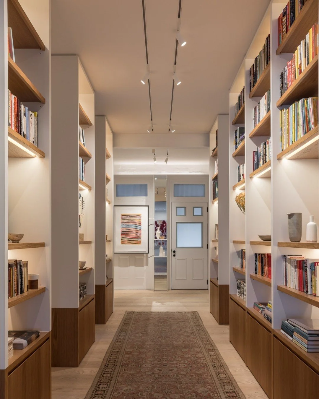 Setting the Scene

LESSON 2 &mdash; Detail

The success of lighting lies in the detail.

Beam angles. Colour temperature. Trim selection. Concealment. Joinery integration.

When lighting is precisely detailed, it disappears into the architecture - le