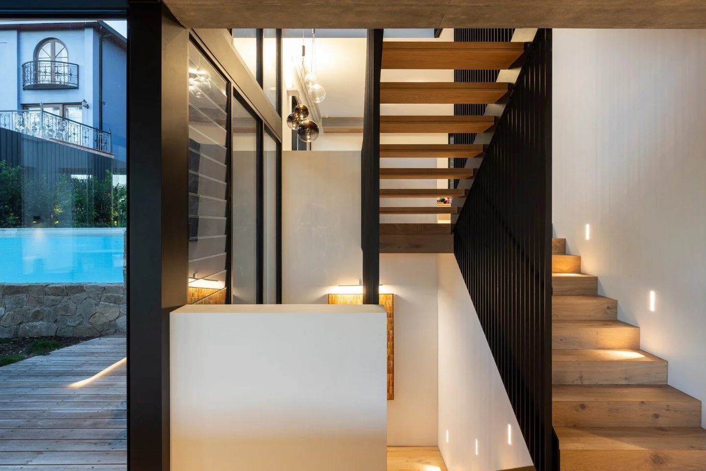 Lesson 5 - Considered Switching

Lighting fixtures are only part of the story.

How lighting is controlled fundamentally shapes the user experience.

In multi-residential spaces, thoughtful switching can dramatically improve usability.

Consider:
&bu