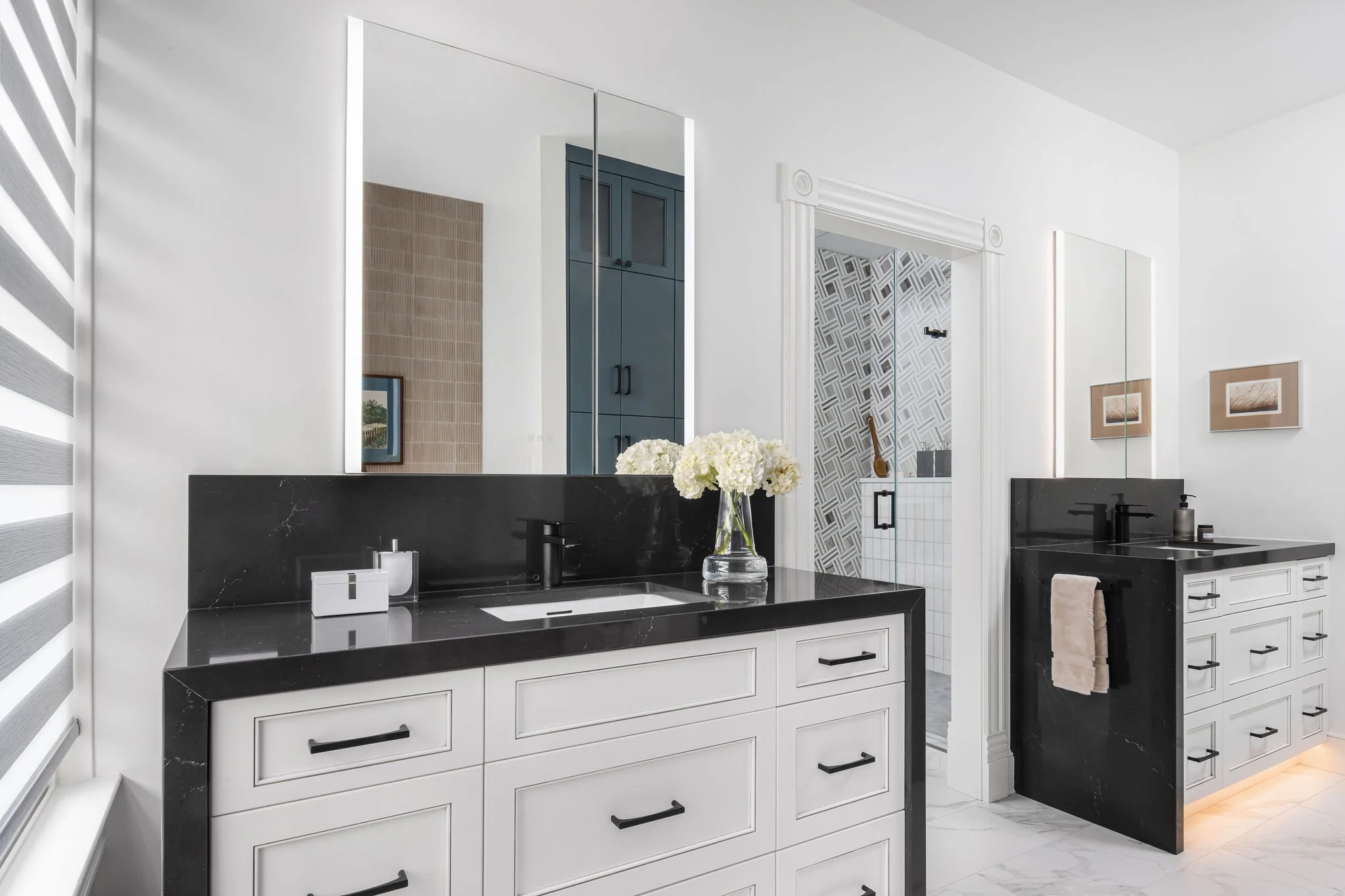TobeDesignGroup-Interior-Design-Primary-Bath-Vanities-Lights.jpg