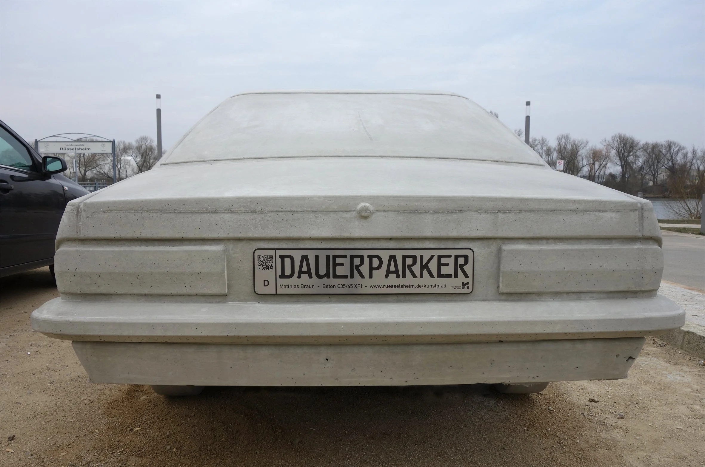 Dauerparker Ruesselsheim 03.jpg