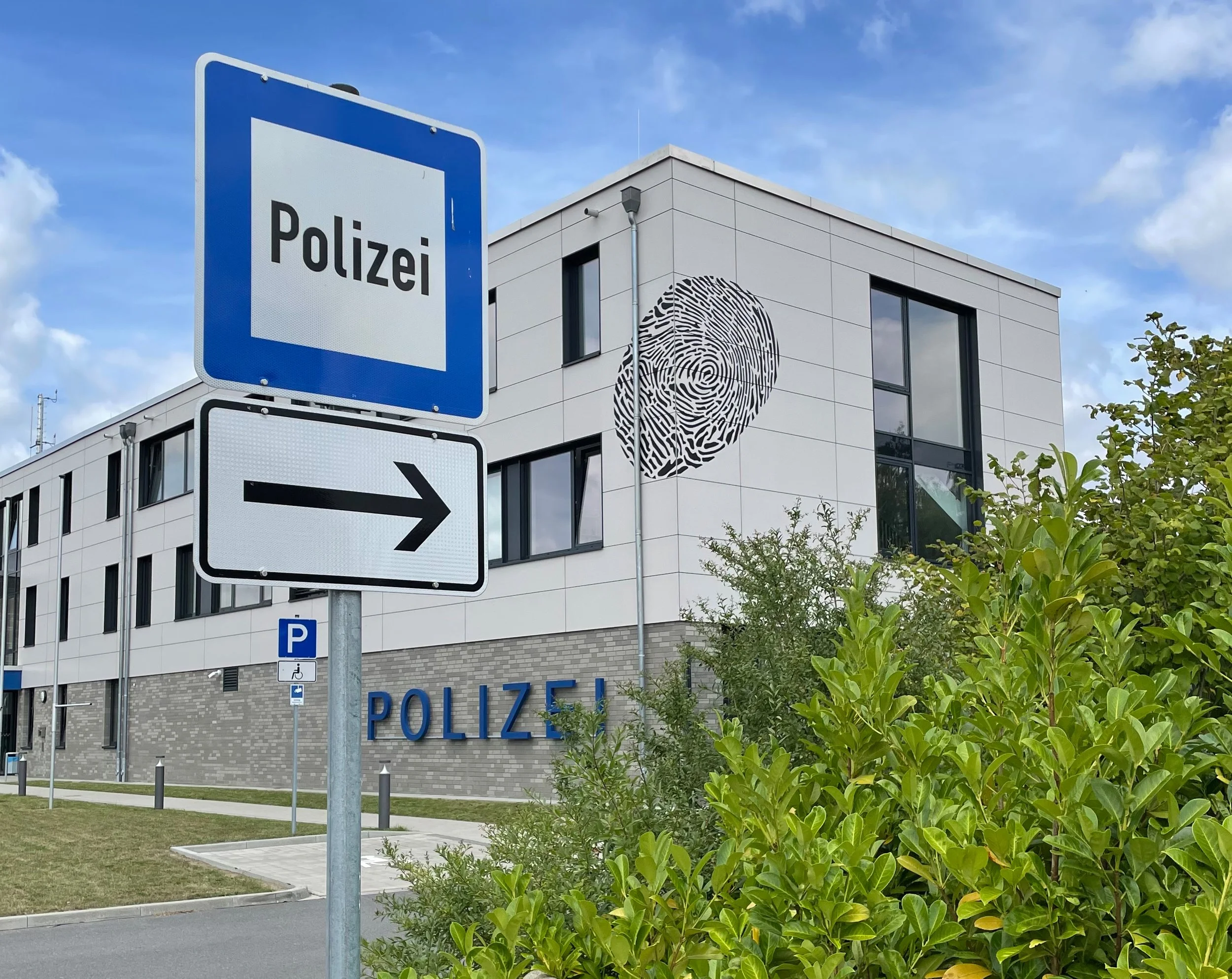 Referenzen Kunst DIN A3 02_Seite_3_Bild_0003.jpg