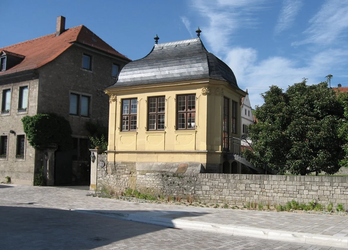 Referenzen Kunst DIN A3 02_Seite_1_Bild_0004.jpg