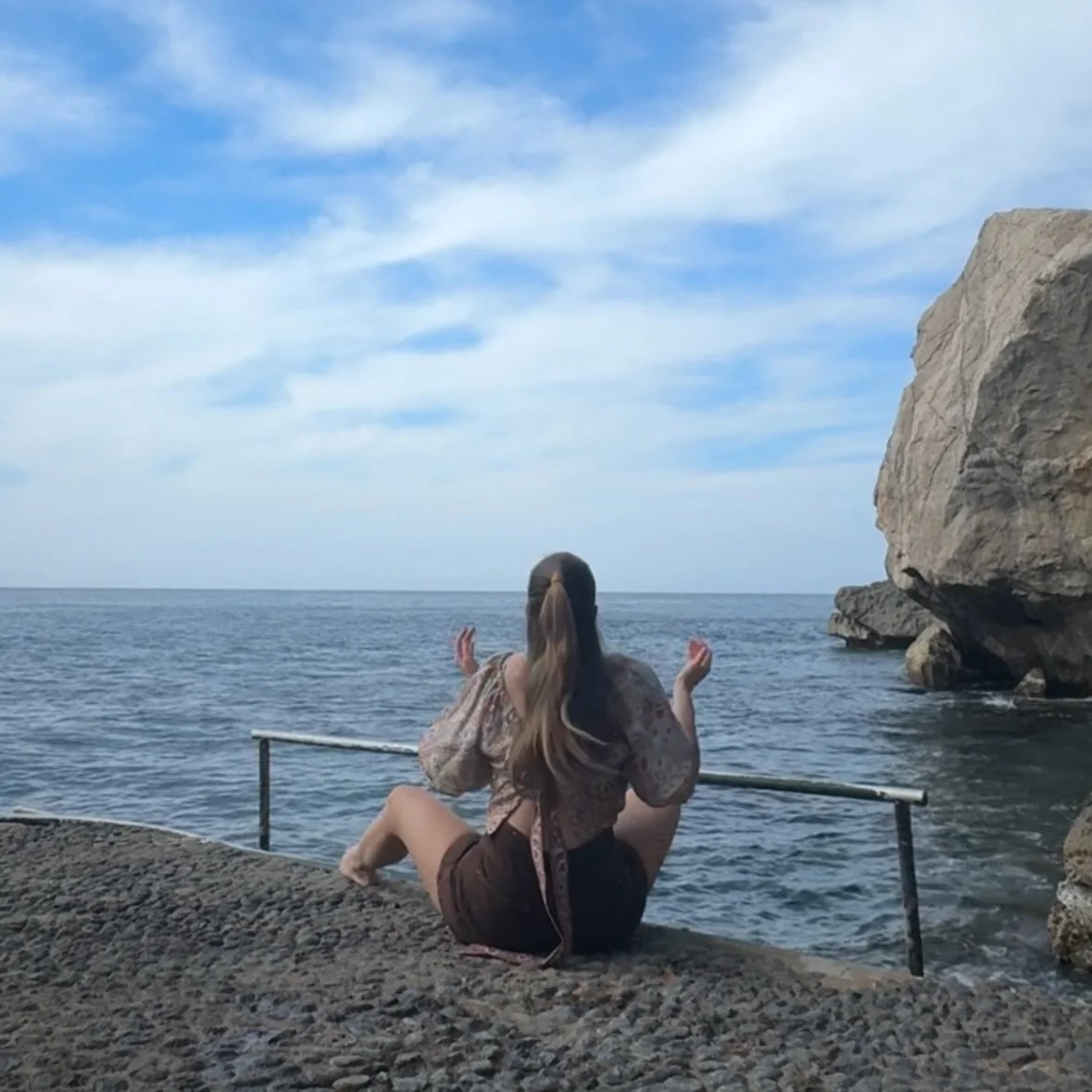 Mallorca, what a vibe. Honestly, I don&rsquo;t feel &ldquo;fixed&rdquo;. I am still overwhelmed and burnt out at times. A one week holiday won&rsquo;t change that much. But it certainly gave me perspective and a deeper sense of gratitude. 

Just how 