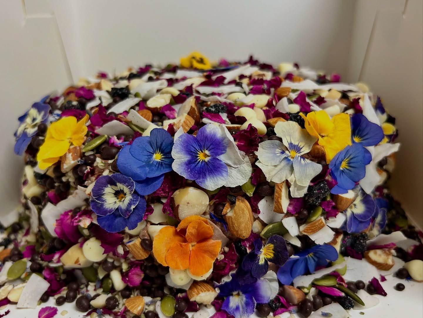 &ldquo;It was such a joy to freshly make this delicious Gluten-Free Chocolate Garden Cake 🪻🌻🌸🌷🌿 this morning for one of our sweetest customers 💗&mdash;a special treat for her friend&rsquo;s birthday 🎂🎊. It&rsquo;s truly a blessing to be able 