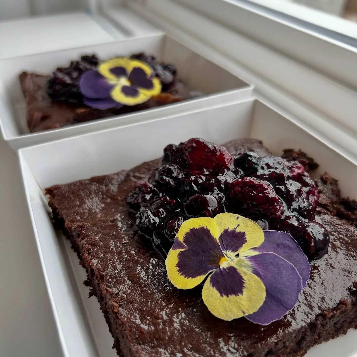We&rsquo;re open today from 11am &ndash; 4pm at 11186 Peggy&rsquo;s Cove Rd 🤗✨

Fresh from our celiac safe commercial kitchen: delicious gluten free treats made with organic ingredients and crafted to be enjoyed by everyone 🙏🏾💛

🍫🥔 Sweet Potato