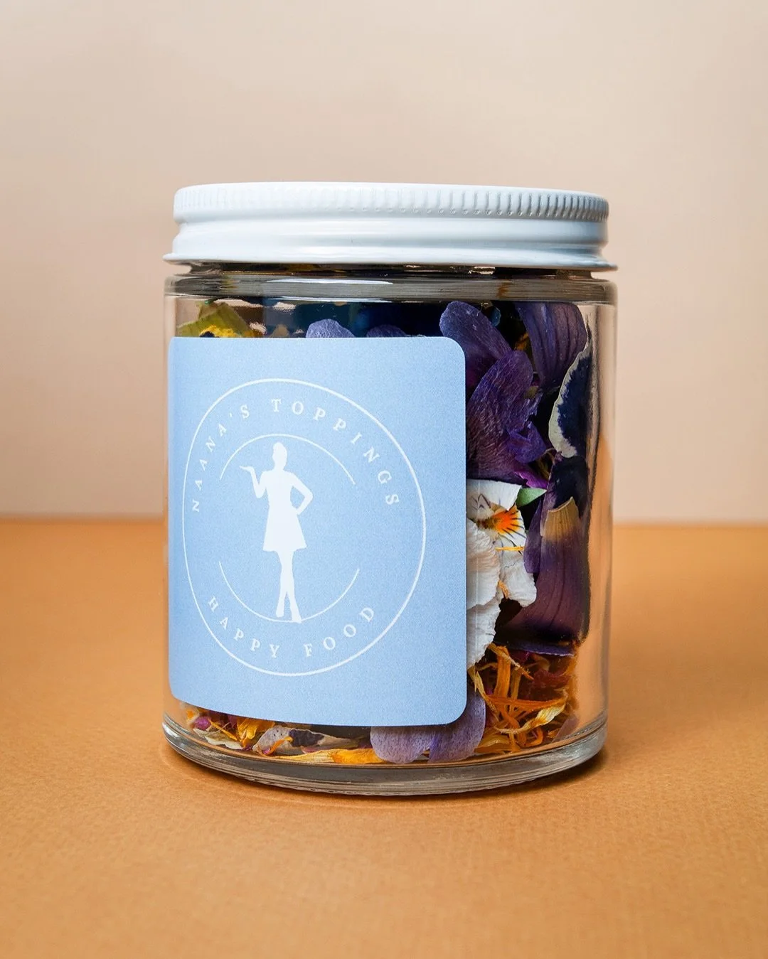 I will have a limited amount of our whole flower edible confetti topping at the market tomorrow (Halifax Brewery Market). If you would like to reserve one, please feel free to message me 🤗🪻🌸🌷🌼. #edibleflowers #boutiqueeatery #hfxbrewerymarket #h