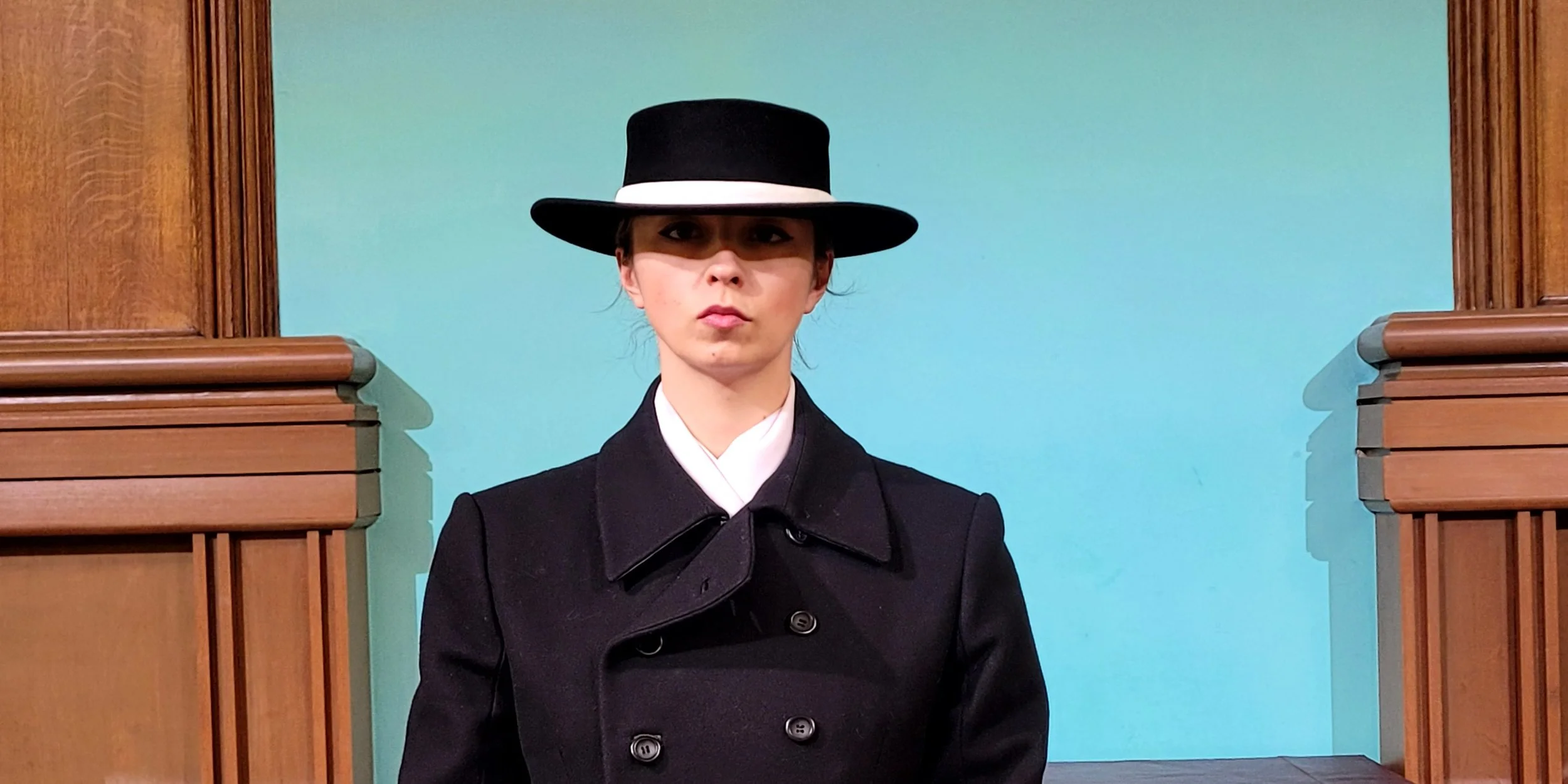 M (Woman of Fashion)