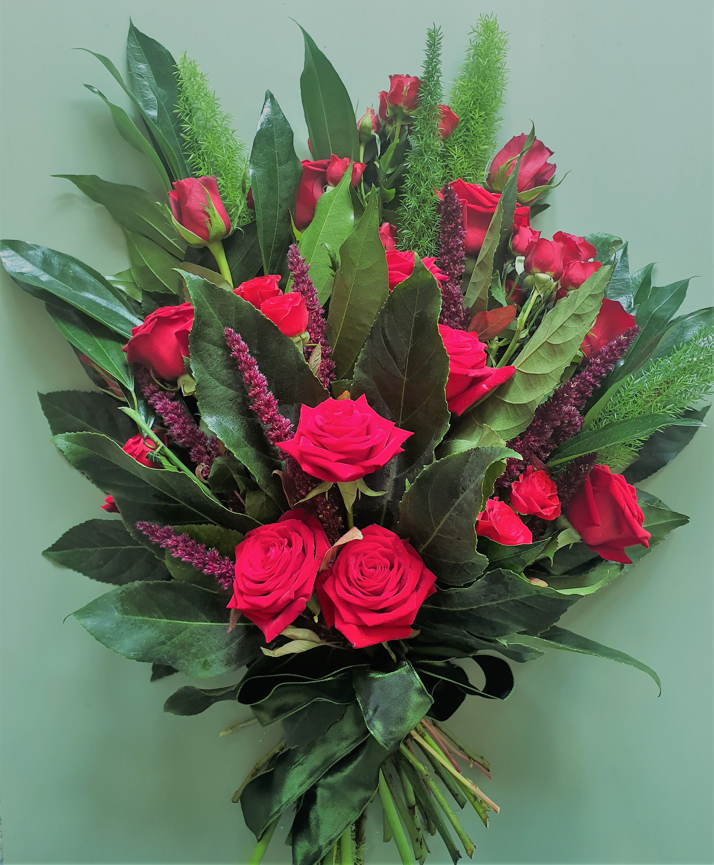rose sheaf nero.jpg