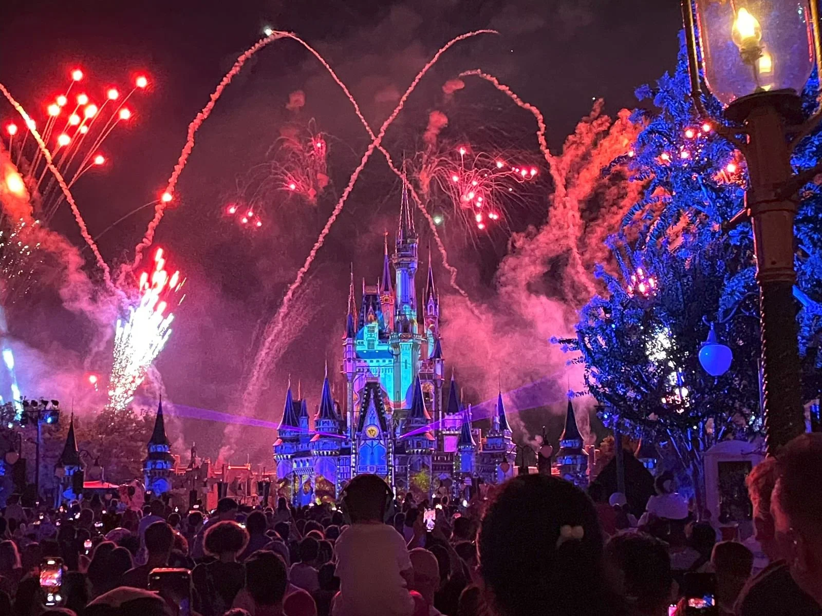 What to Wear to Disney World in July — Second Dad to the Right
