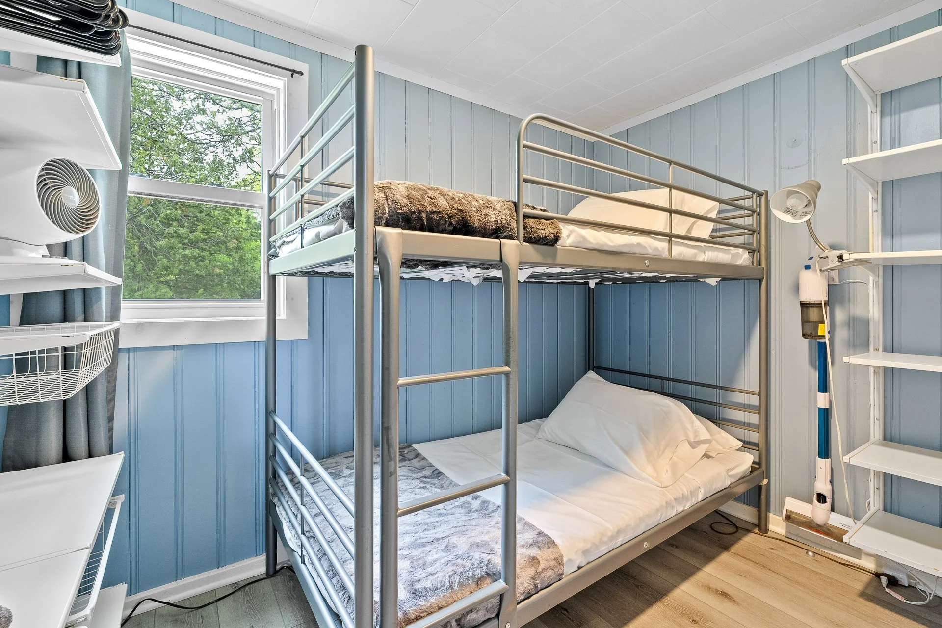 20240522-_LCR5855 second bedroom.jpg