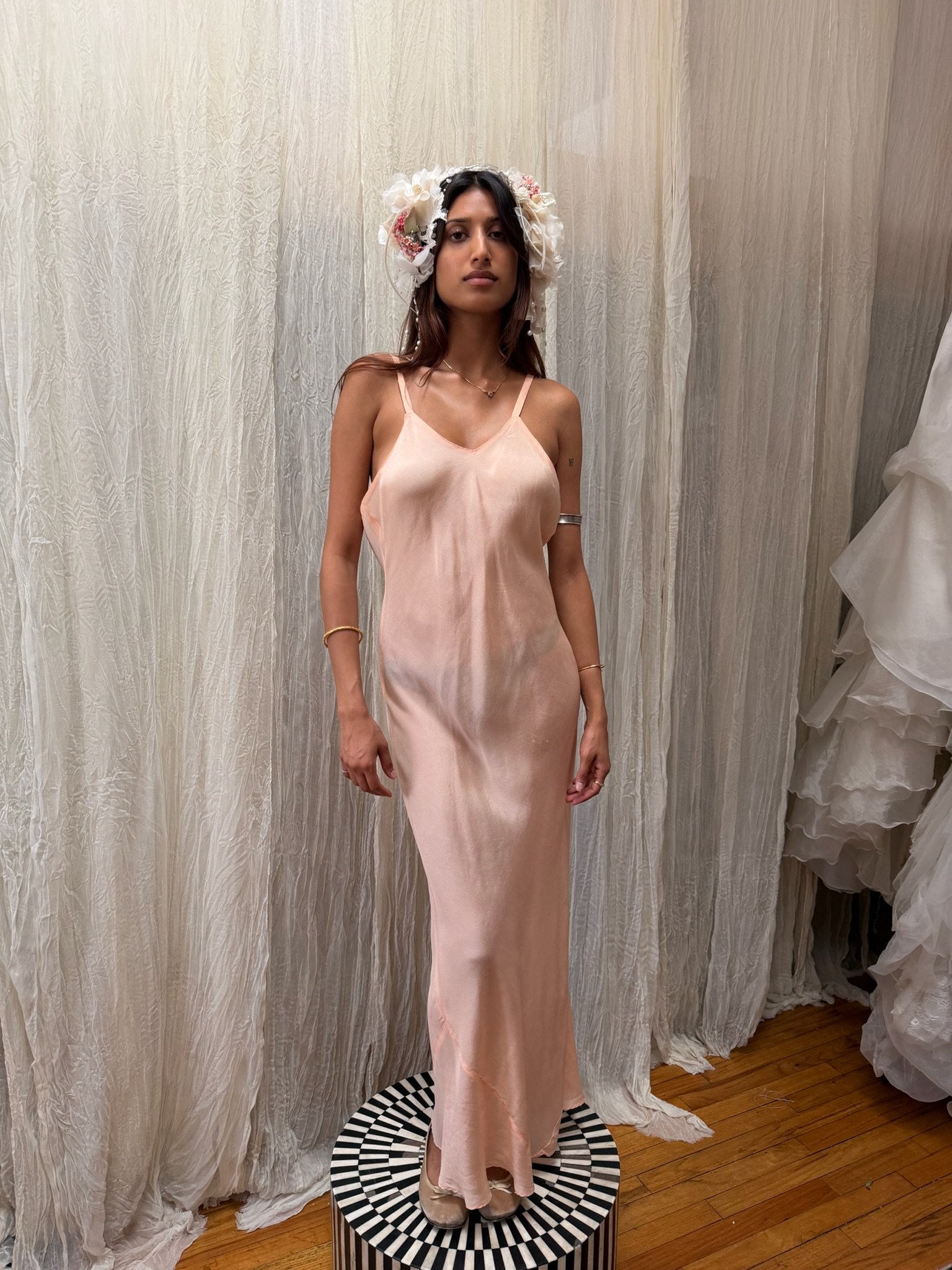 1940s pale pink slip (S-M)