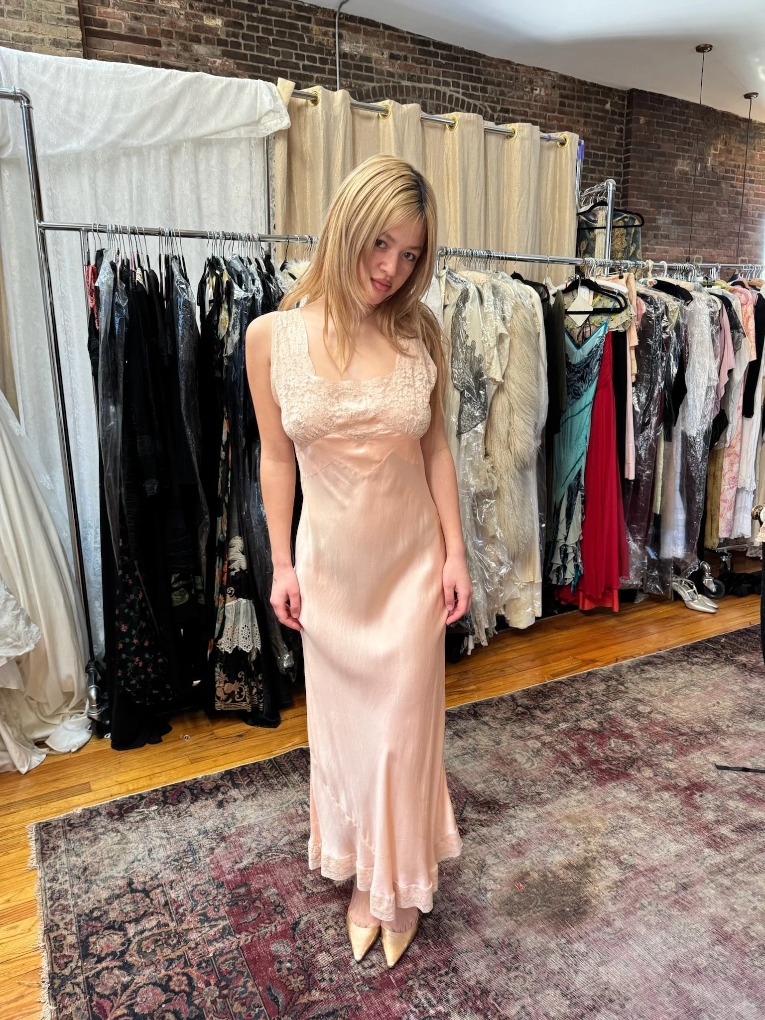 1930s pale blush slip (XS-S)