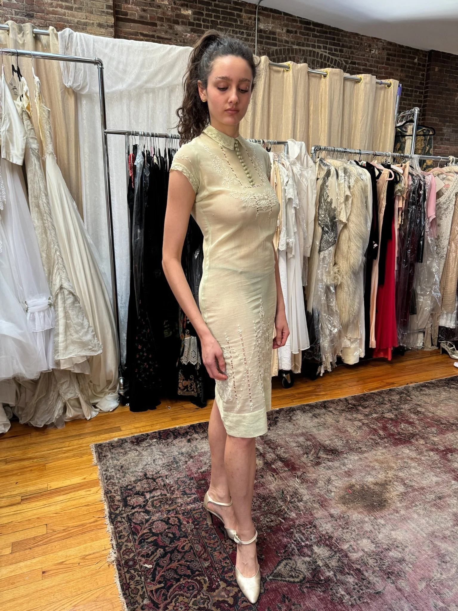 antique embroidered green cotton dress (XS)