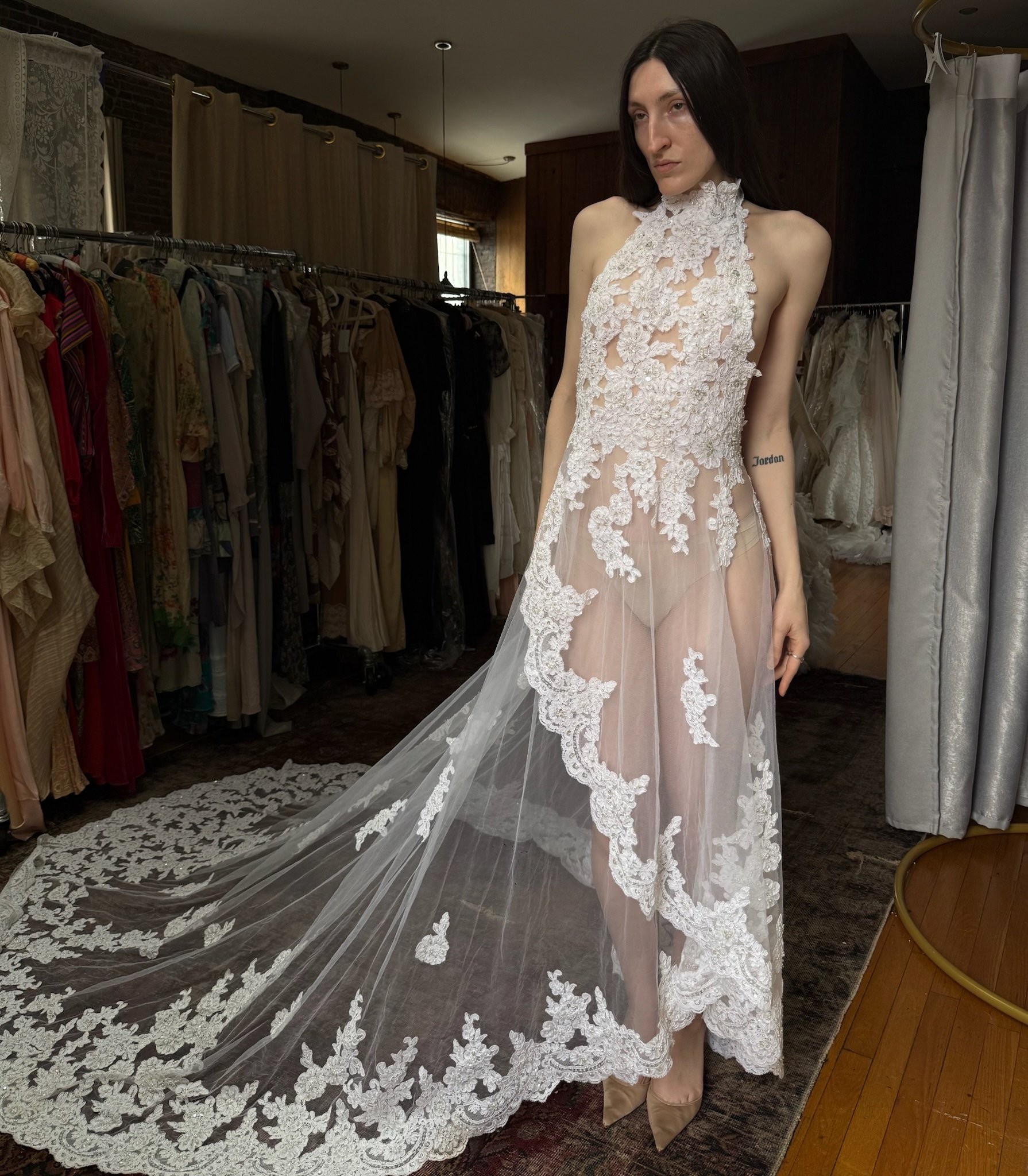 siren halter neck bridal gown (S-M)