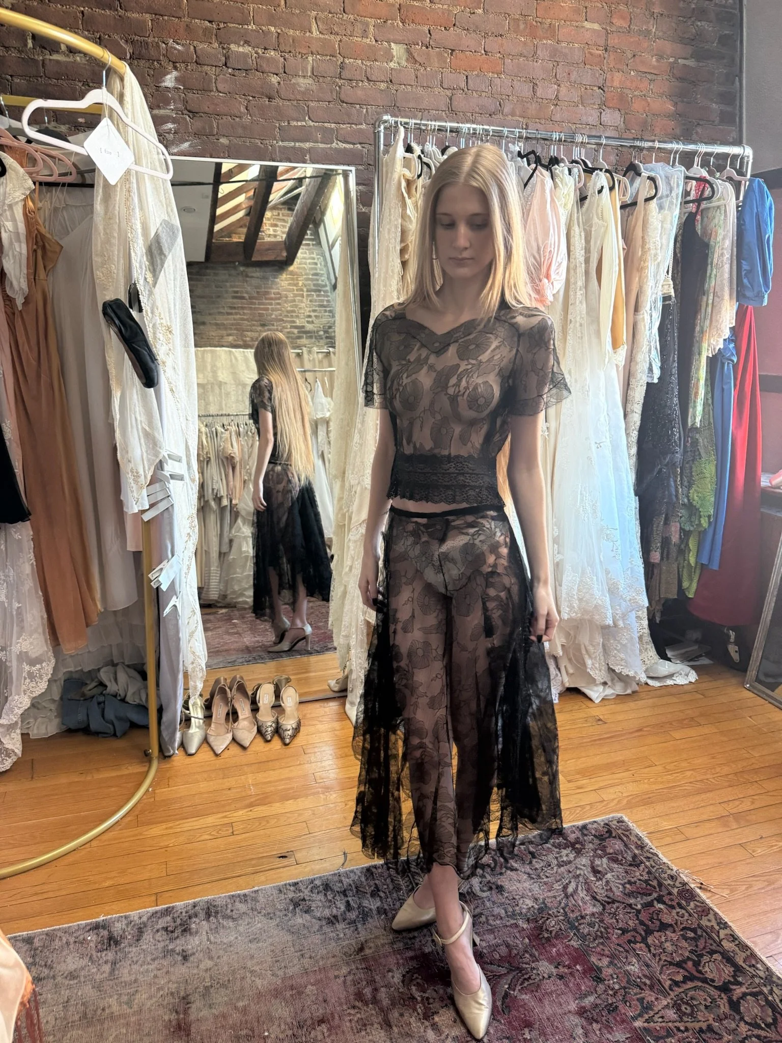 antique lace black floral skirt set (XS)