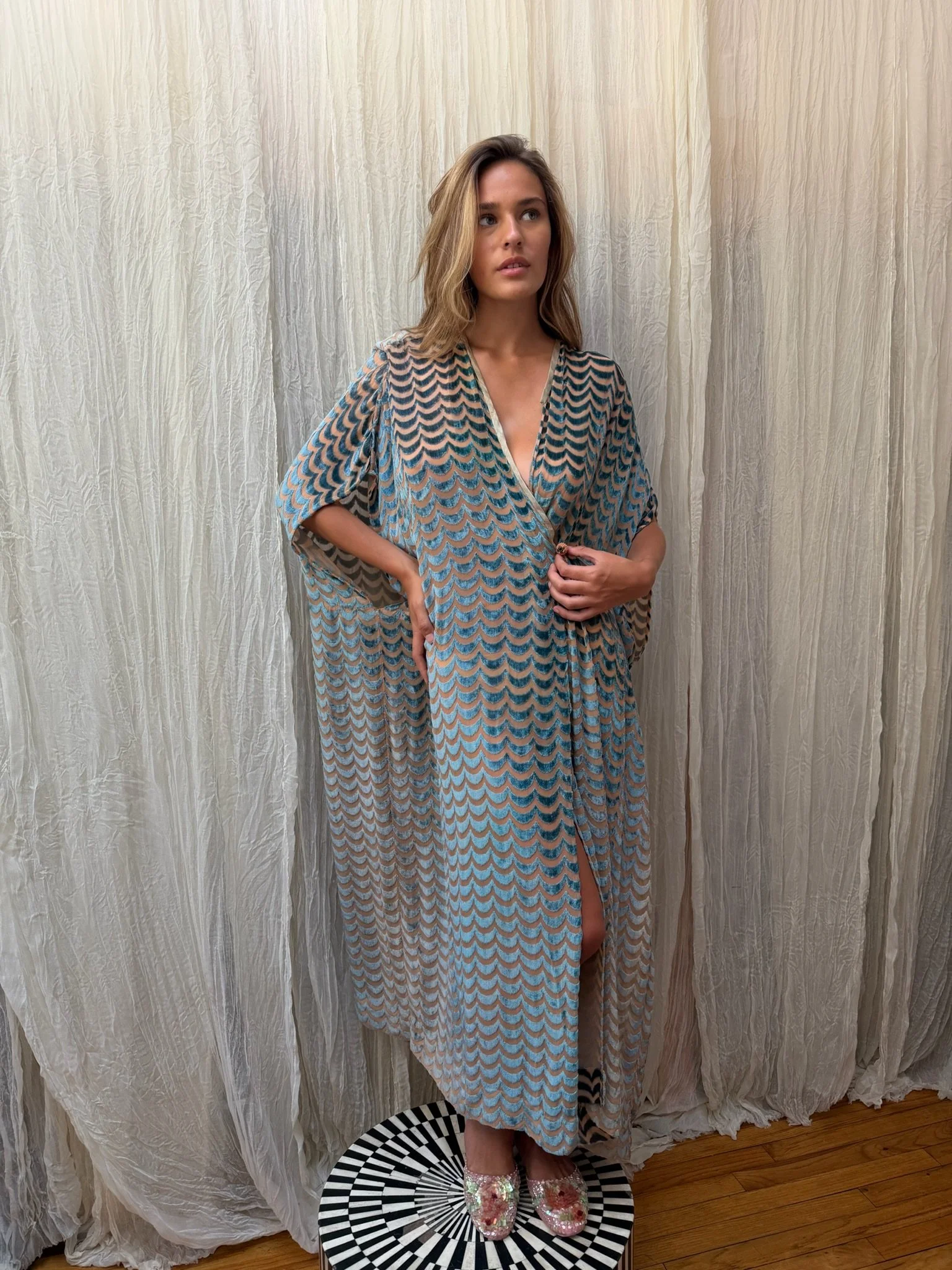 1920s devore velvet mermaid robe (OS)