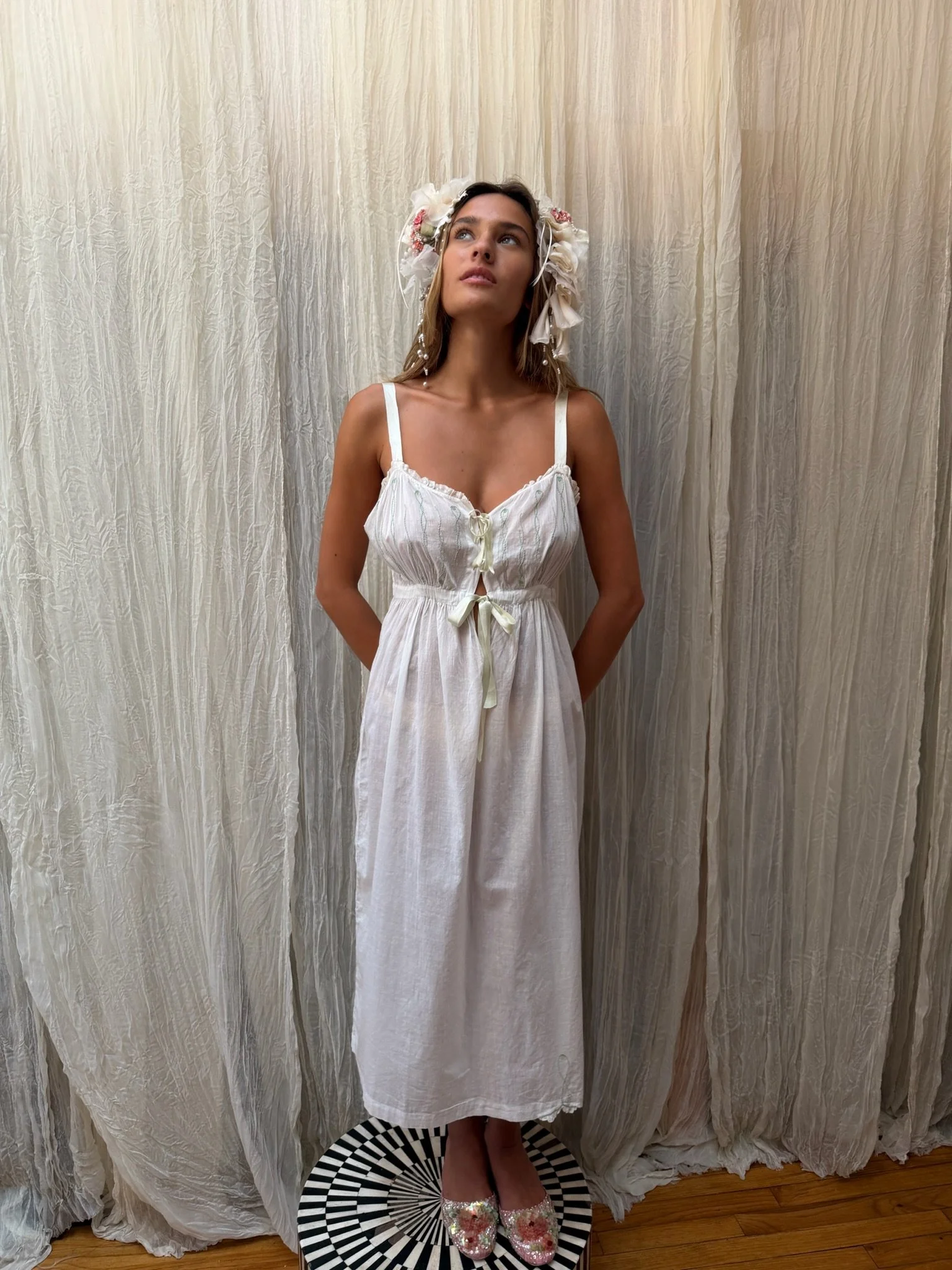 antique cotton lace up dress (S-M)