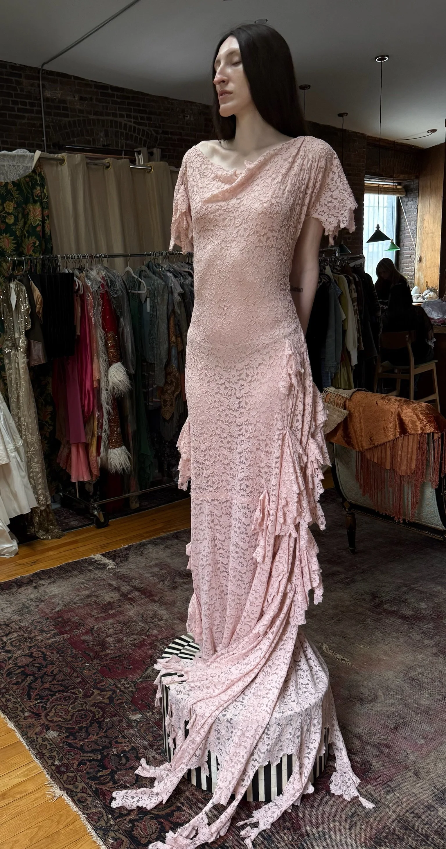 romantic vintage lace gown (XS-L)