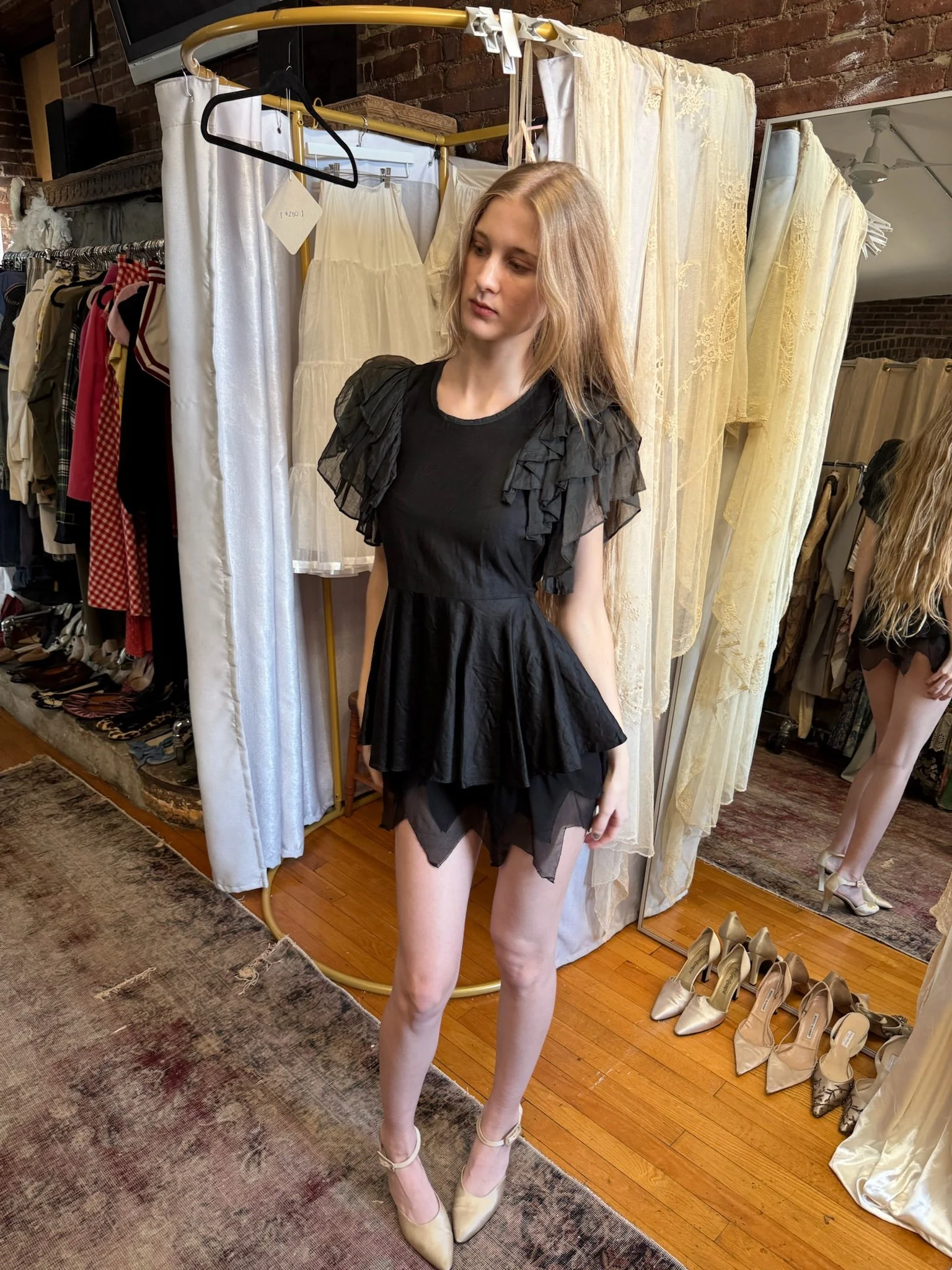 antique ruffled peplum top (XXS)