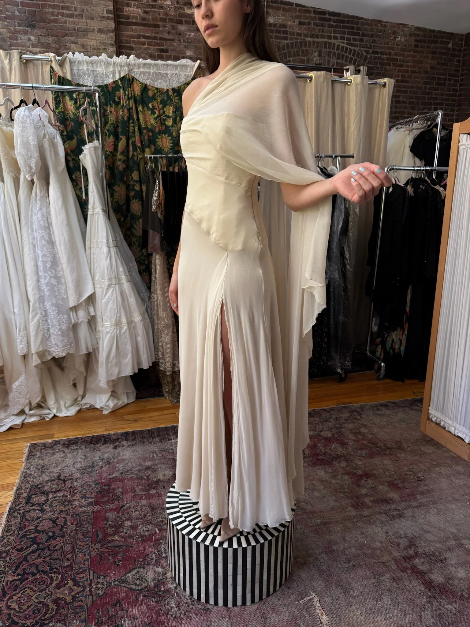 jackie rogers chiffon bridal gown (xs-s)