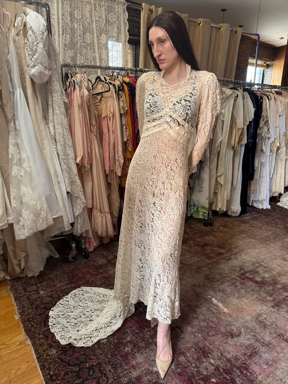 1930s lace wedding dress 1930s/1940s lace collared bridal gown (S) — Farmer's Daughter