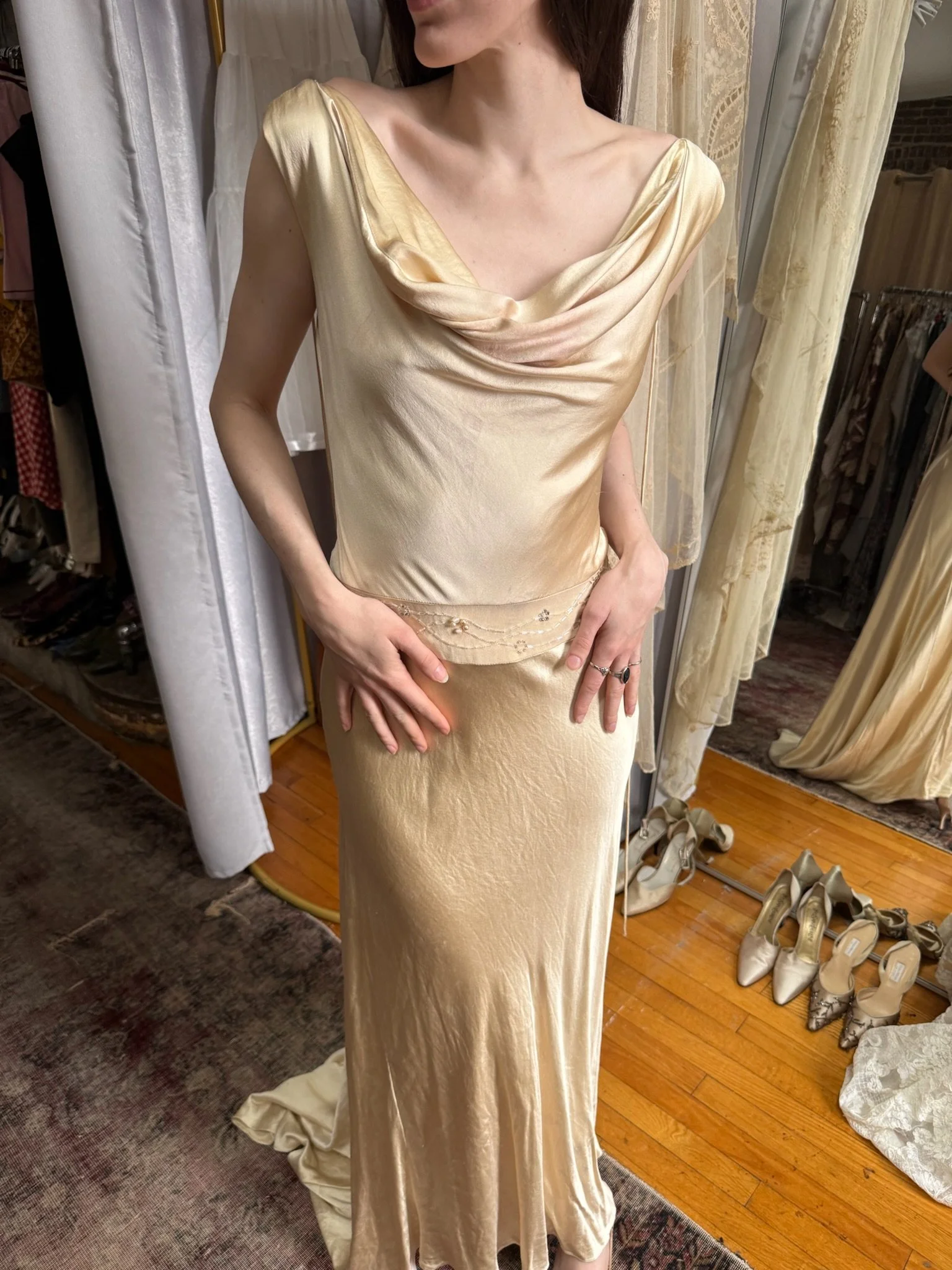 90s golden gown (S-M)