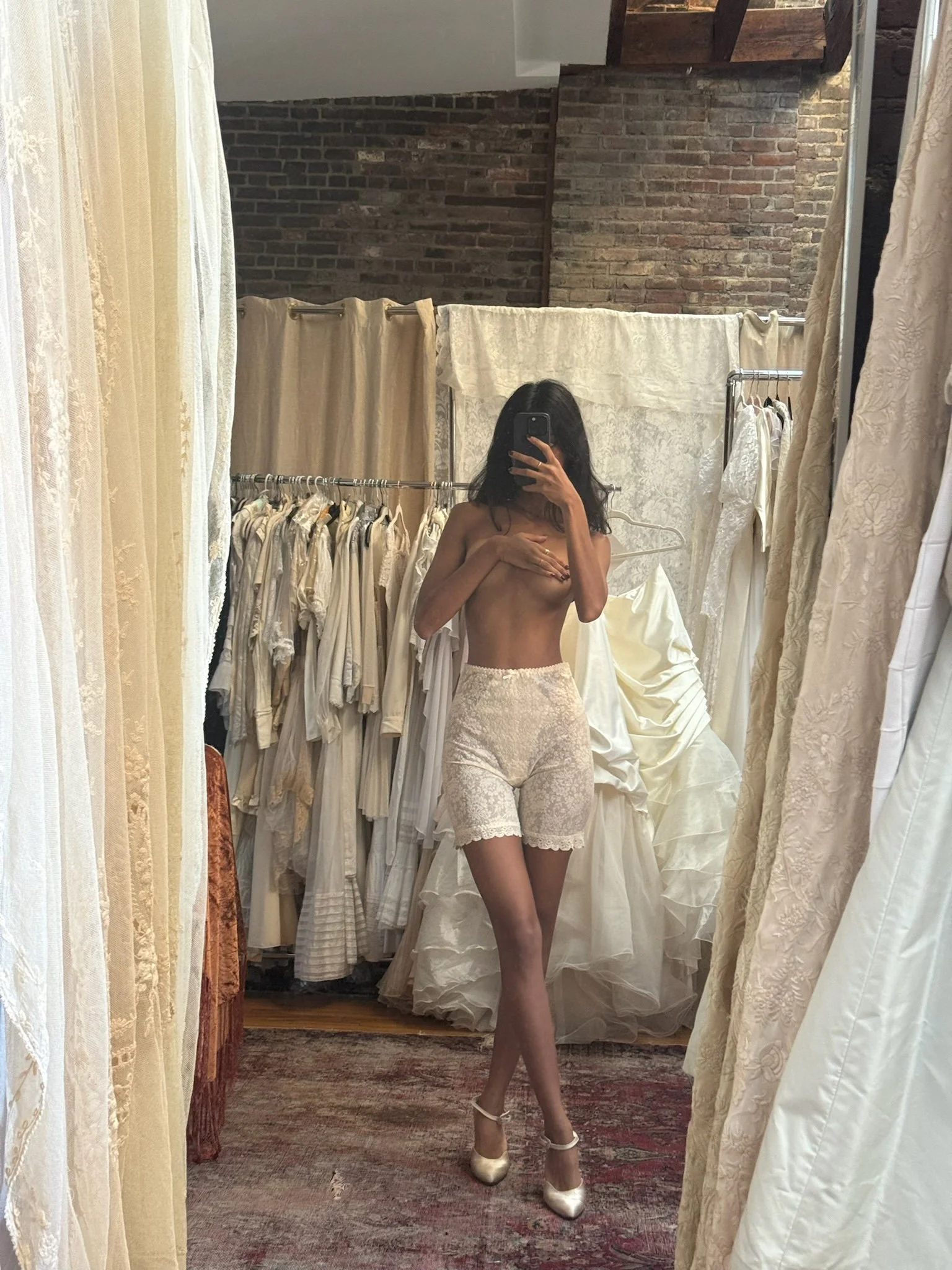 1950s stretch lace shorts (XS-S)