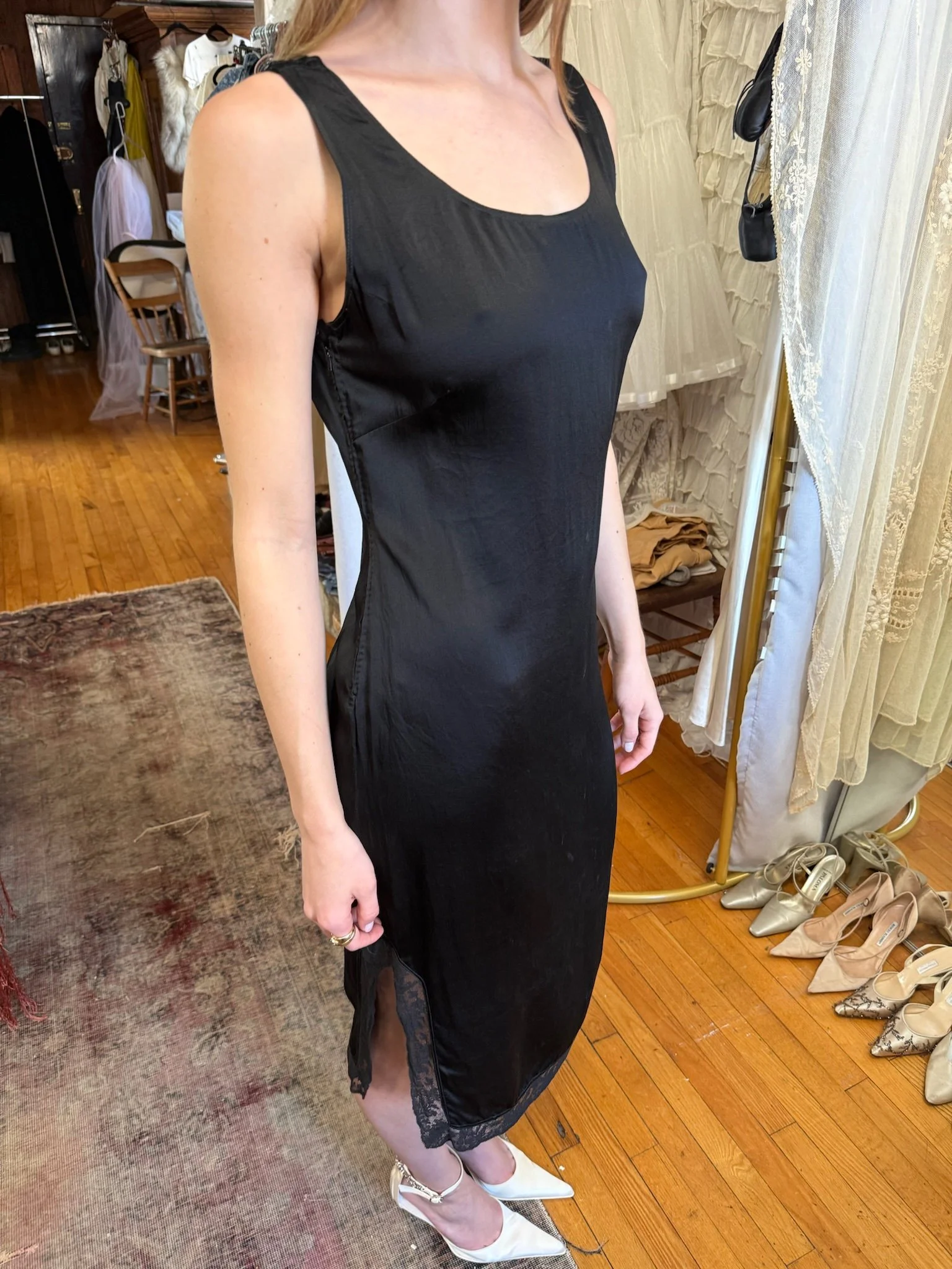 1920s black slip (XS-S)