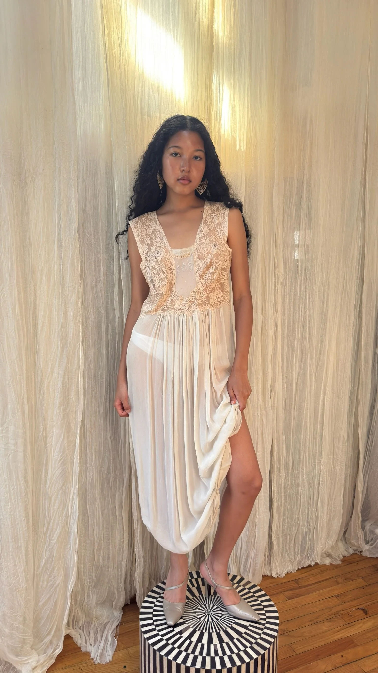 1920s light sage silk chemise dress (XS-M)
