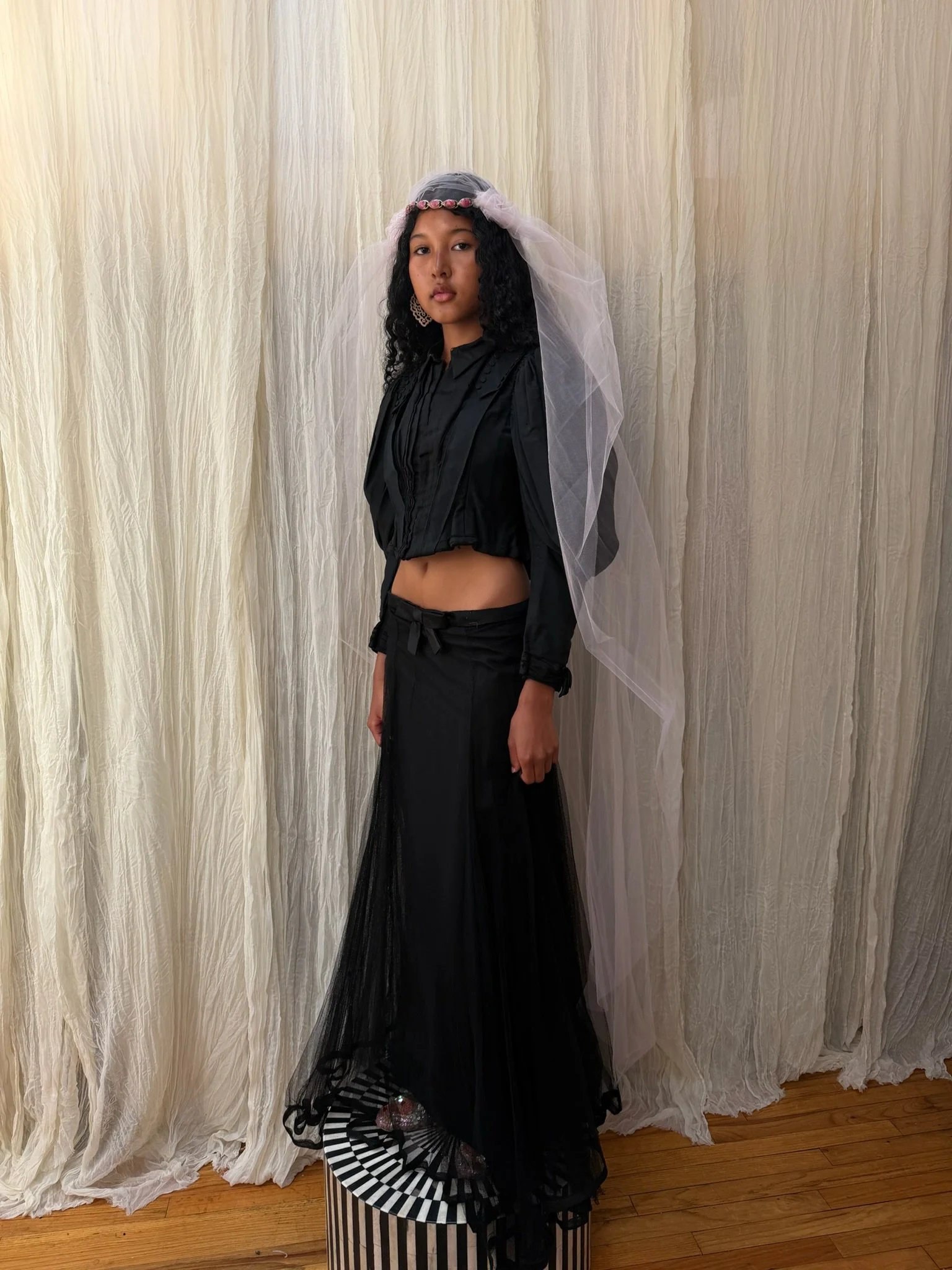 custom rose veil (OS)
