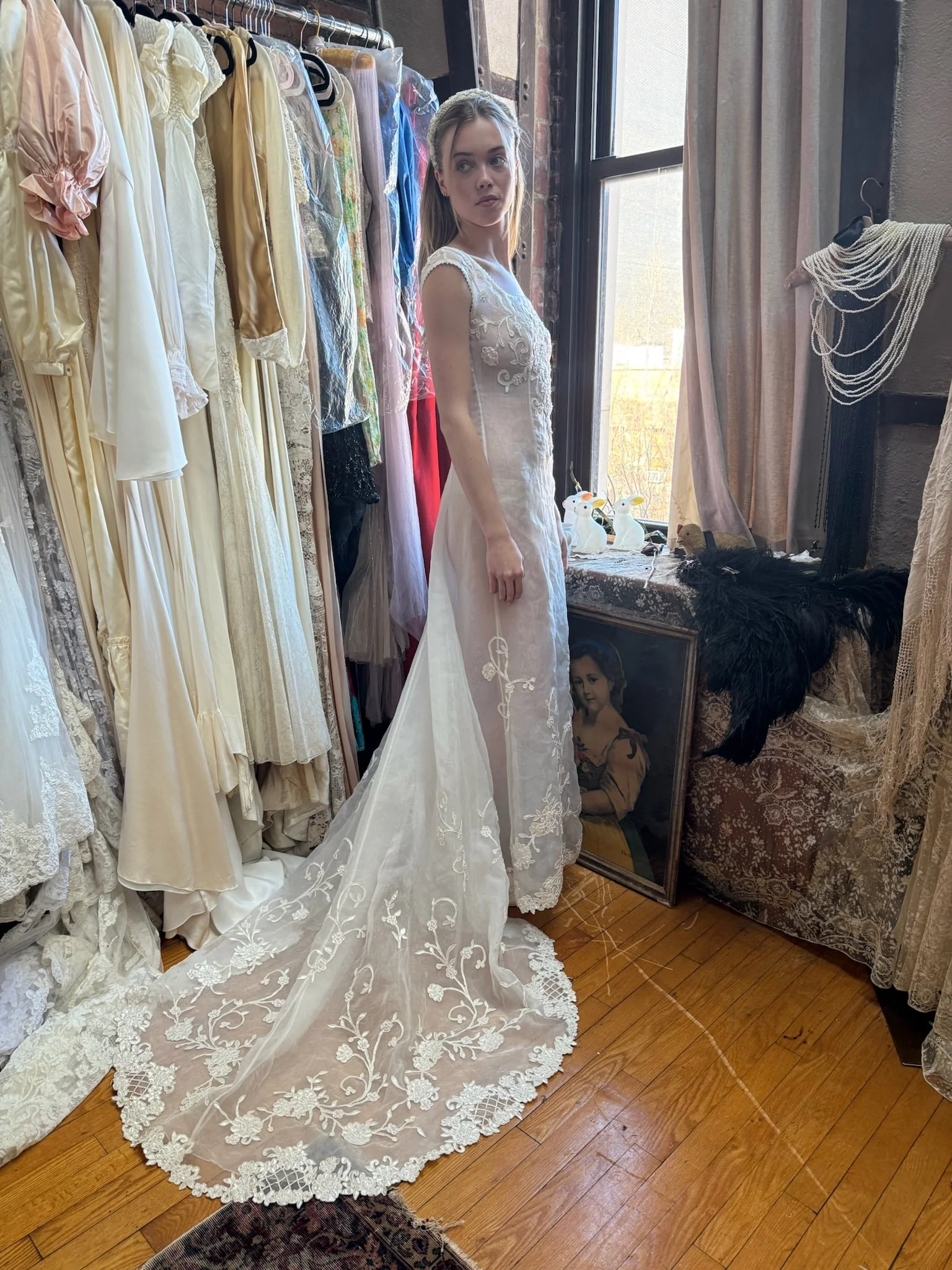 cap sleeve bridal gown with embroidery (XS-S)