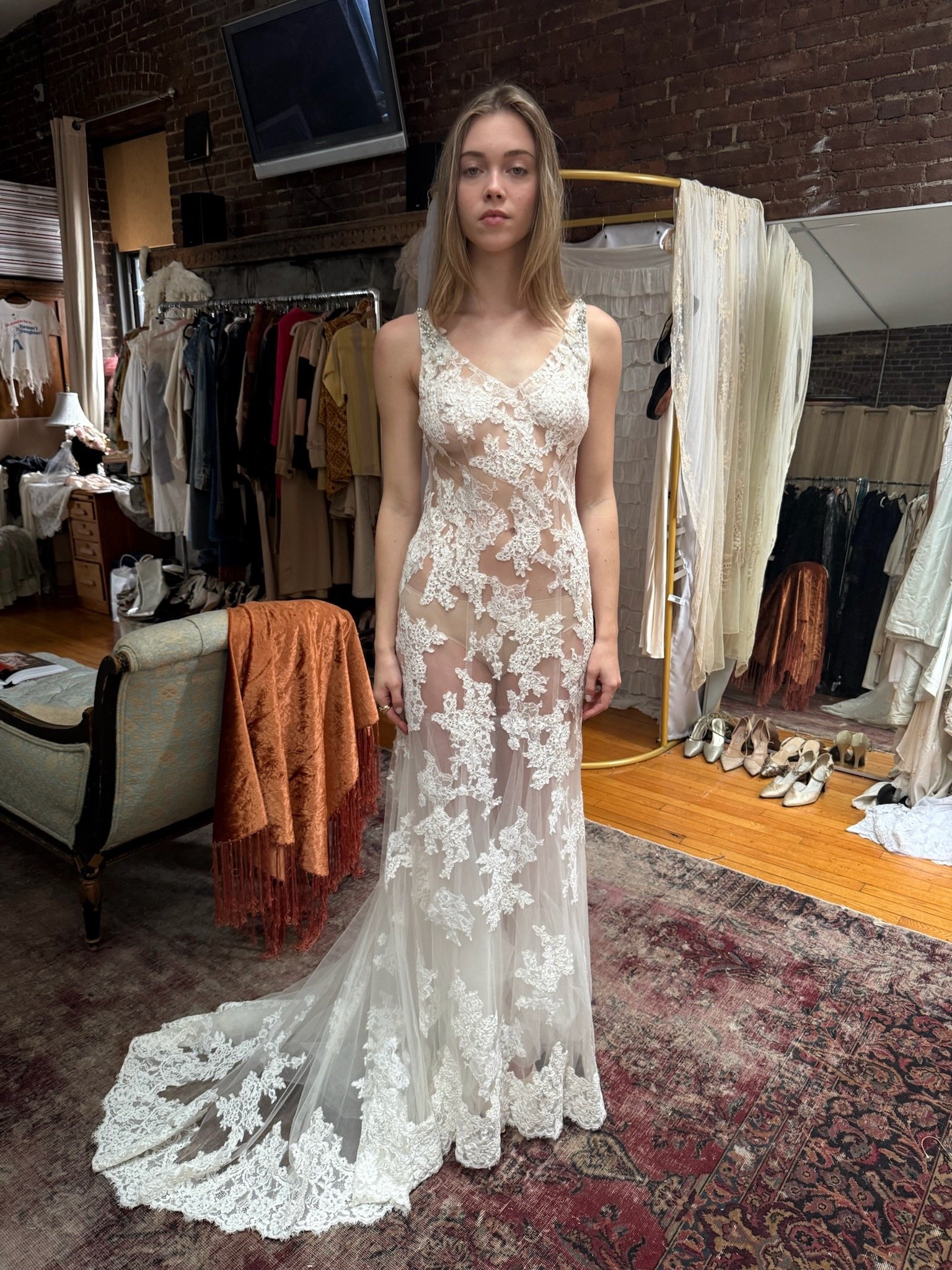 custom embellished lace bridal gown (S-M)