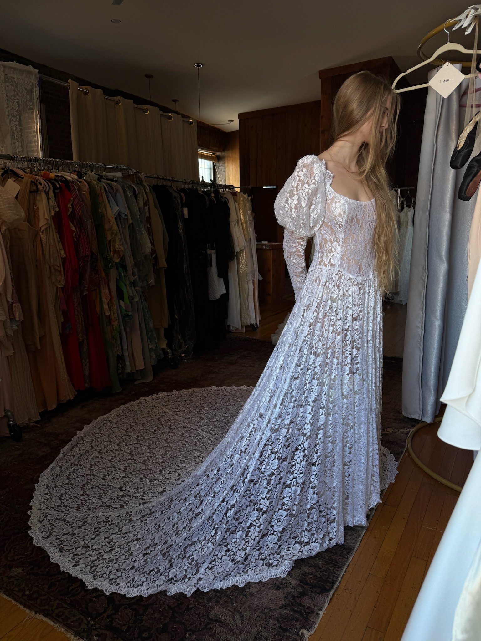 lace puff sleeve bridal gown (XS-M)