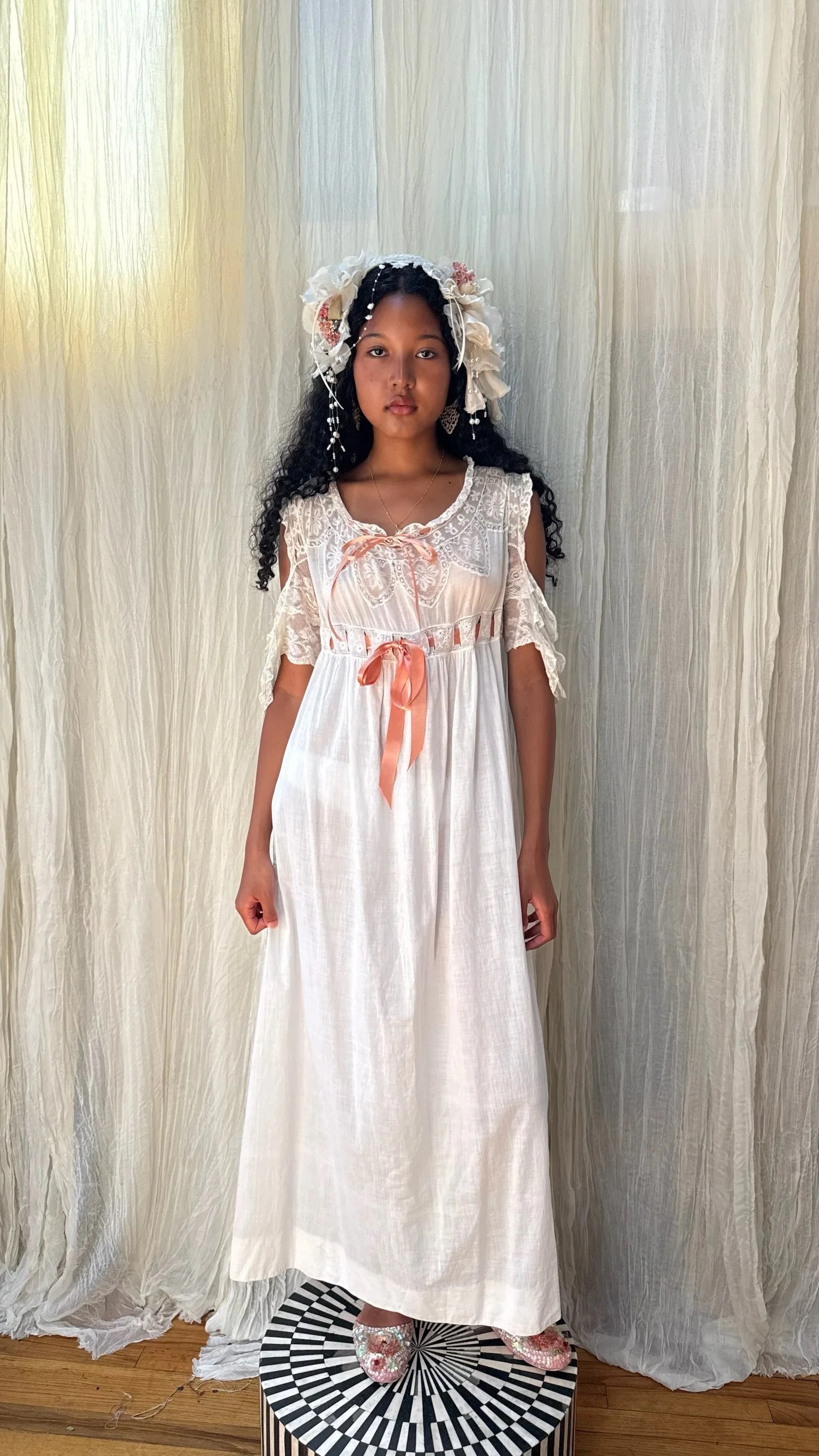 romantic antique cotton nightgown (s-m)