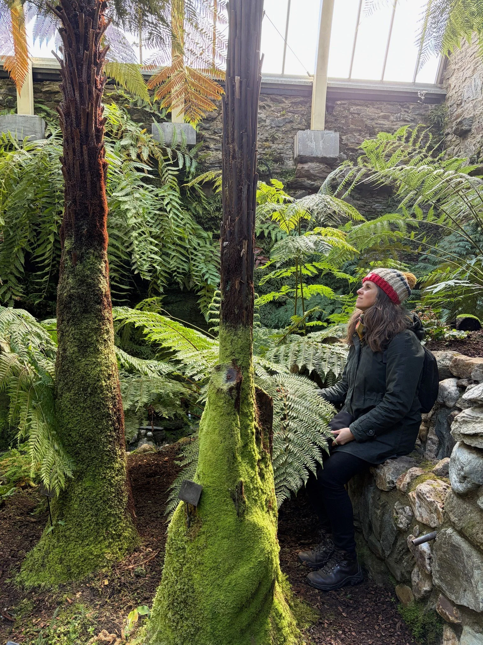 I&rsquo;m Lezanne, and I work with creative business owners, to help them improve their focus and follow-through, so that they can bring their ideas to life! ✨

If you&rsquo;re a creative like me, you probably love coming up with new ideas for your b